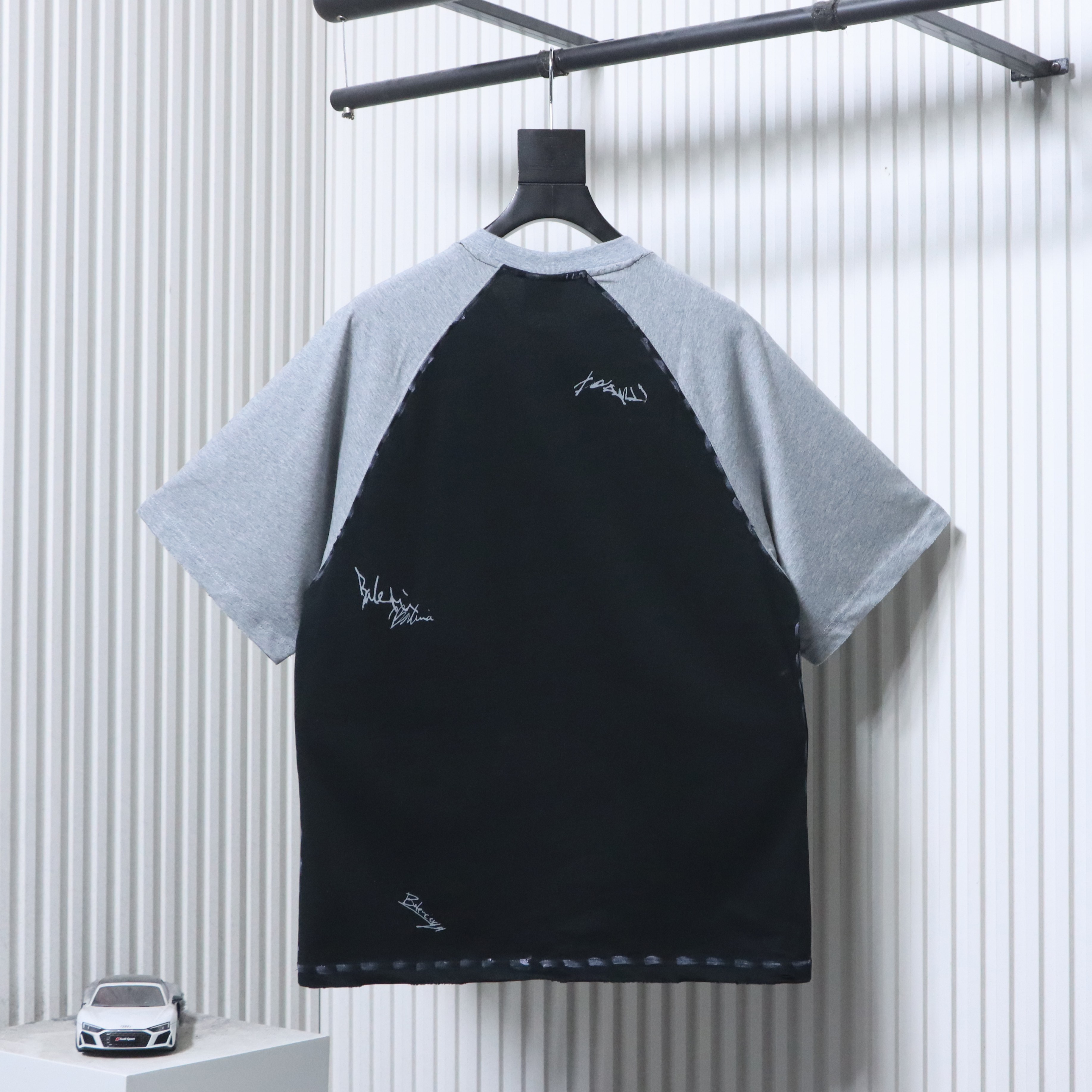 Balenciaga 3 26SS Signature Letter Printed Spliced T-shirt h160