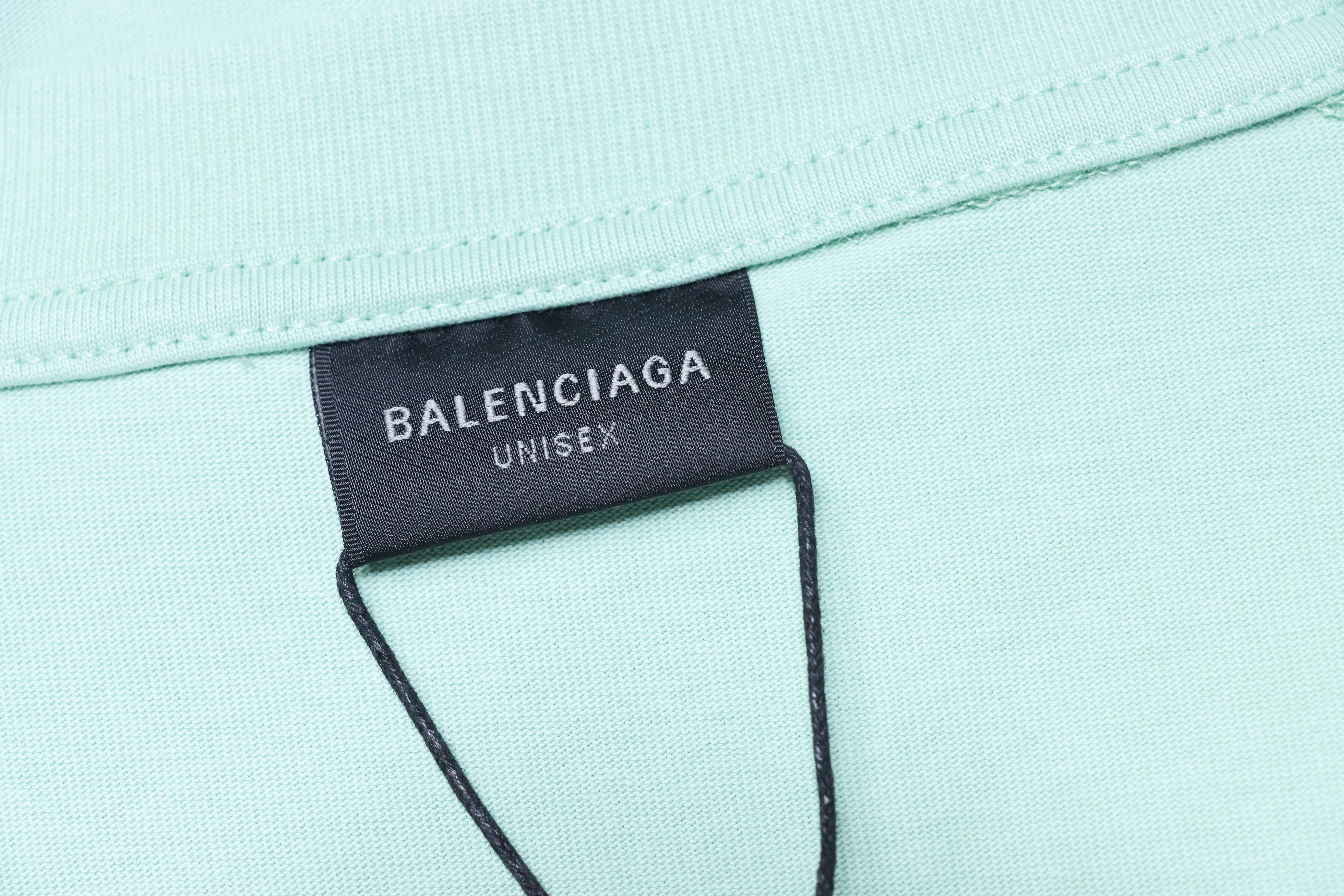 Balenciaga 4 Circular Letter Printed Distressed T-shirt h160