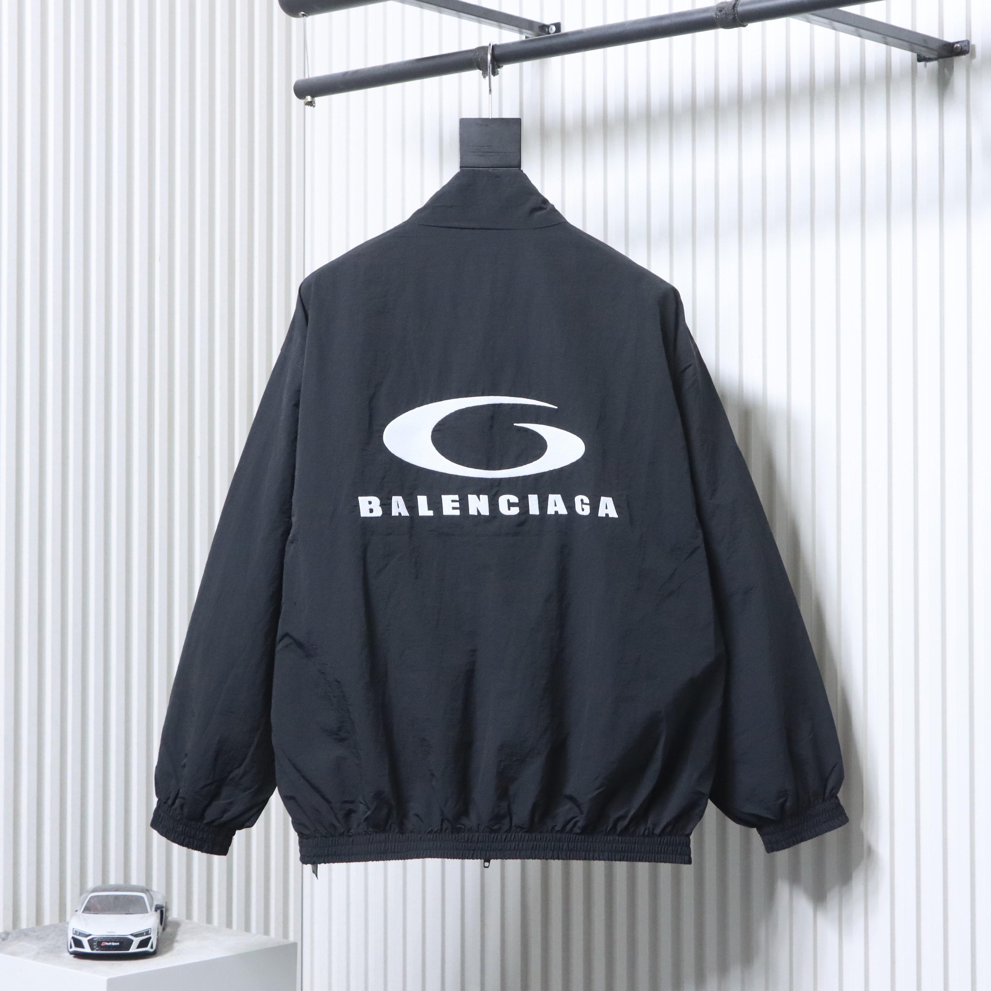 Balenciaga Black 26SS Front and Back Half-Ring Letter Embroidered Tracksuit Jacket h270