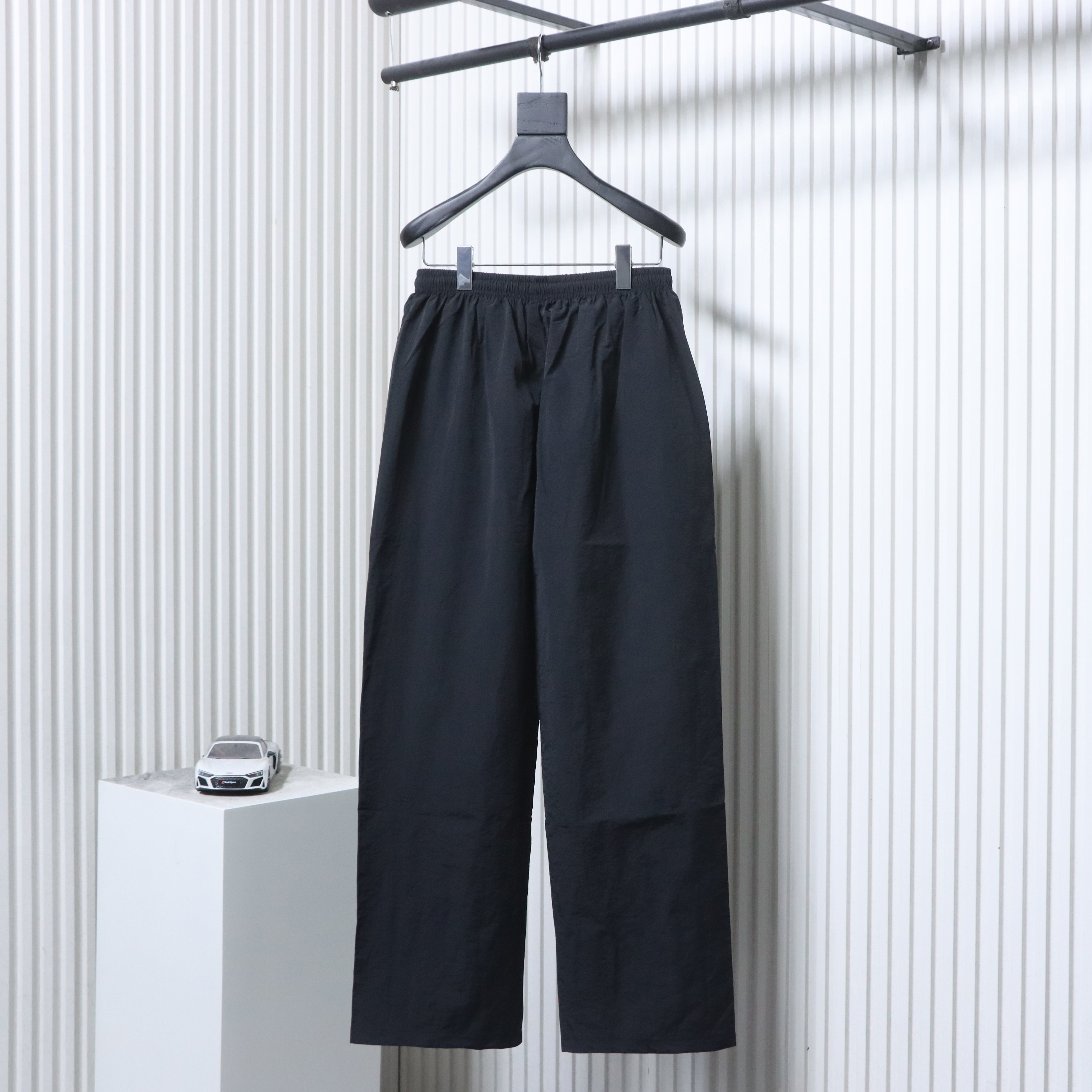Balenciaga Black 26SS Front and Back Half-Ring Letter Embroidered Tracksuit Pants h230