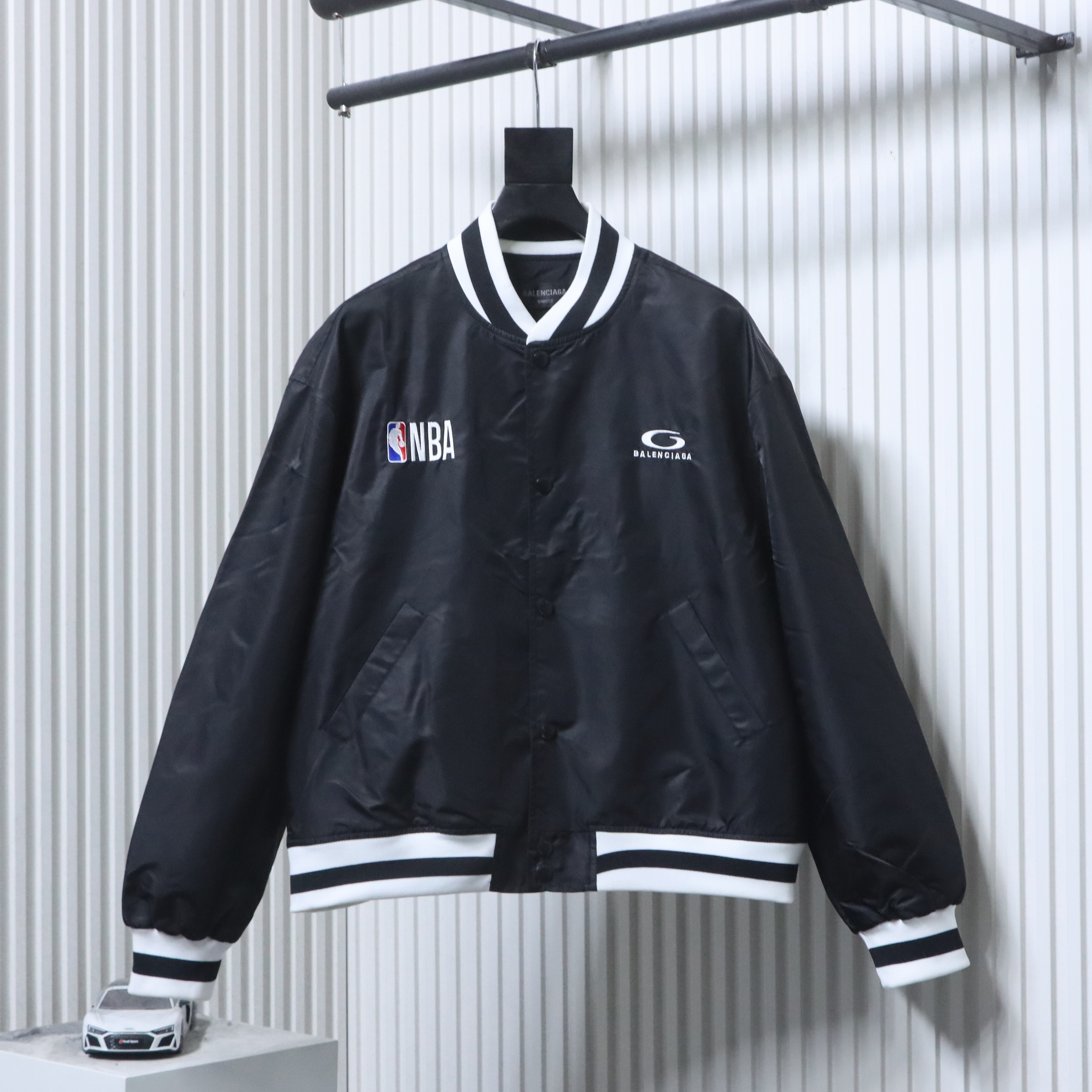 Balenciaga Black 26SS NBA Collaboration Embroidered Baseball Flight Jacket h270