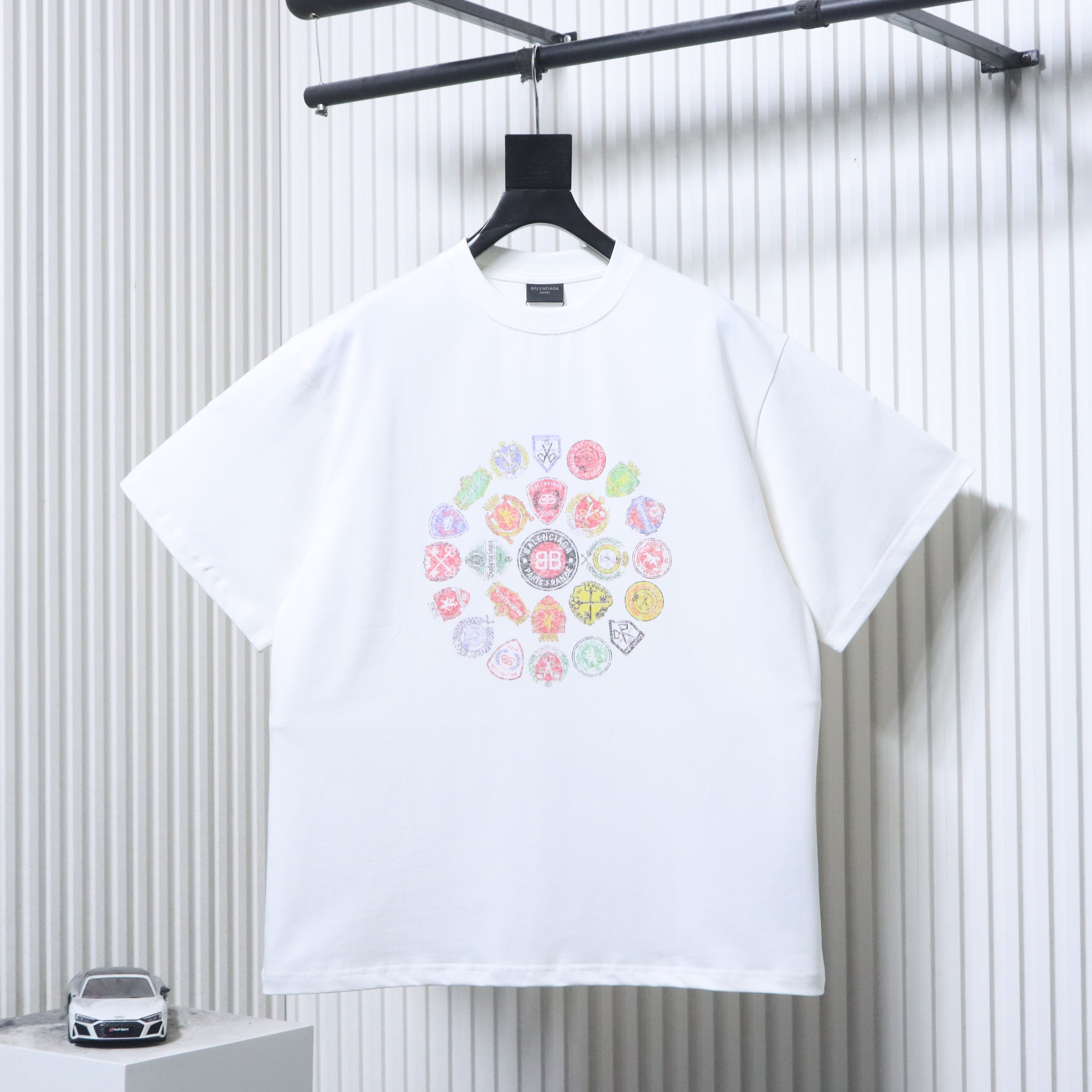 Balenciaga White 26SS New Medal Printed Logo T-shirt h170