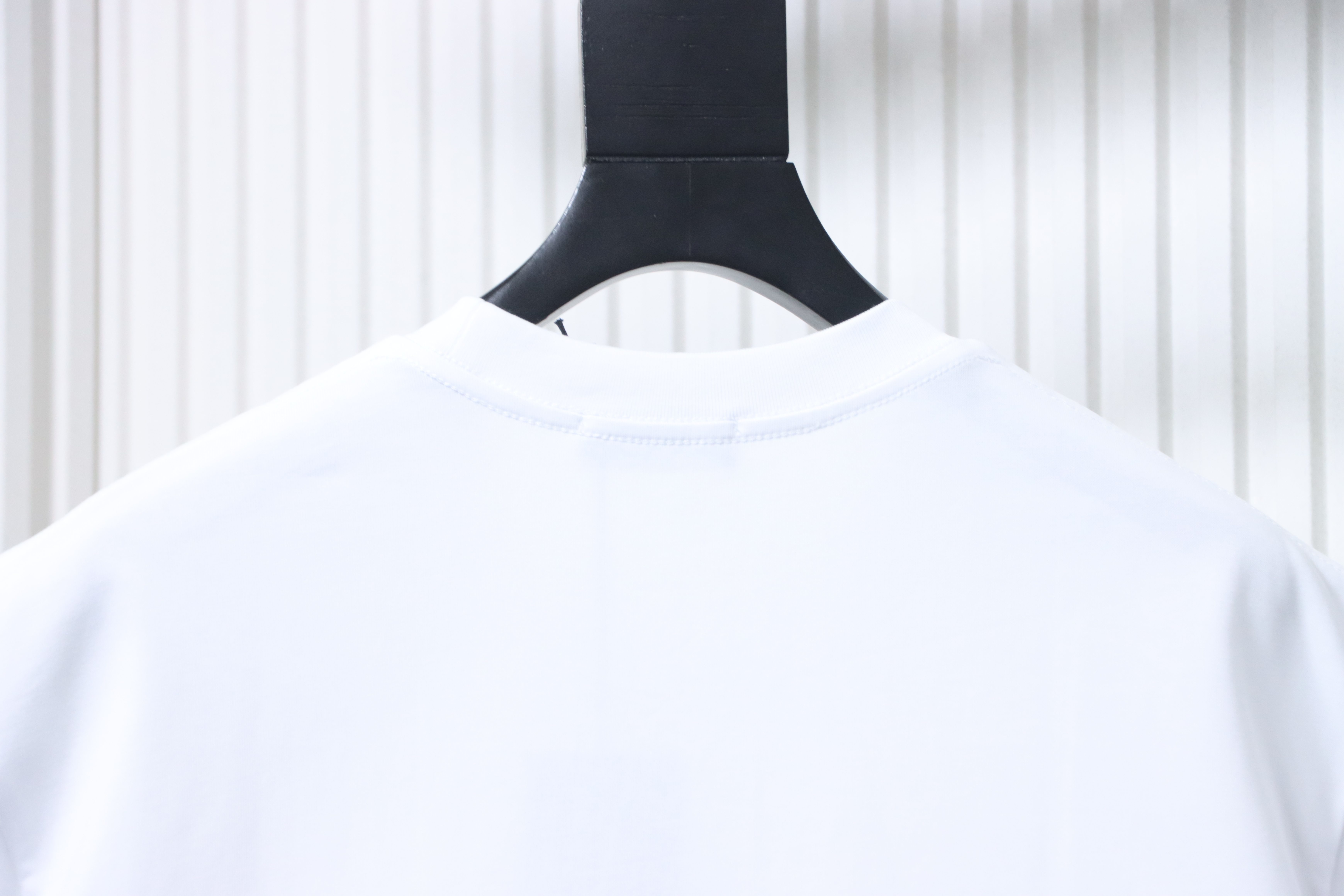 Balenciaga White Double-B Letter Printed Crewneck T-shirt h140