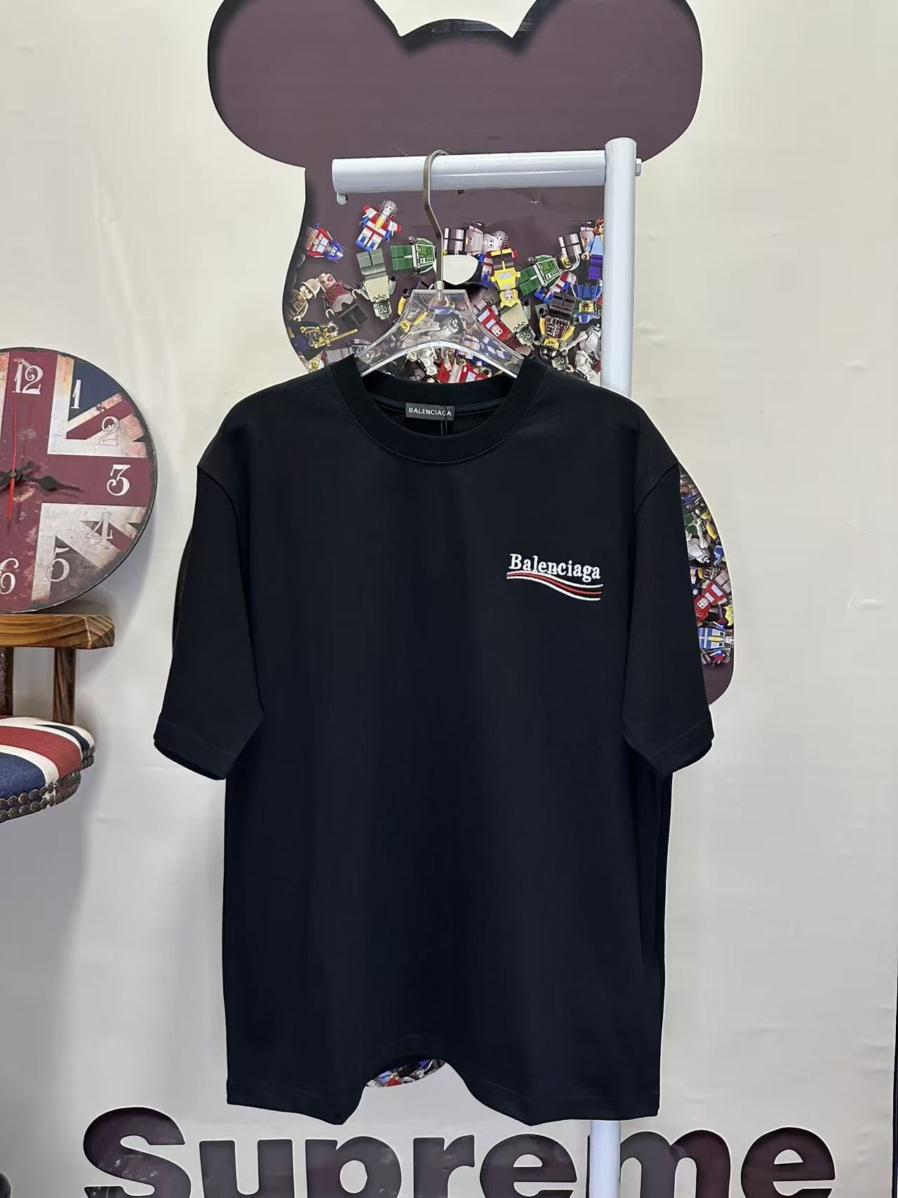 Balenciaga Black L26706 Coke Embroidered T-shirt h130