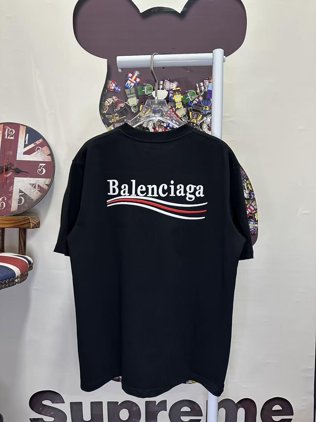 Balenciaga Black L26706 Coke Embroidered T-shirt h130