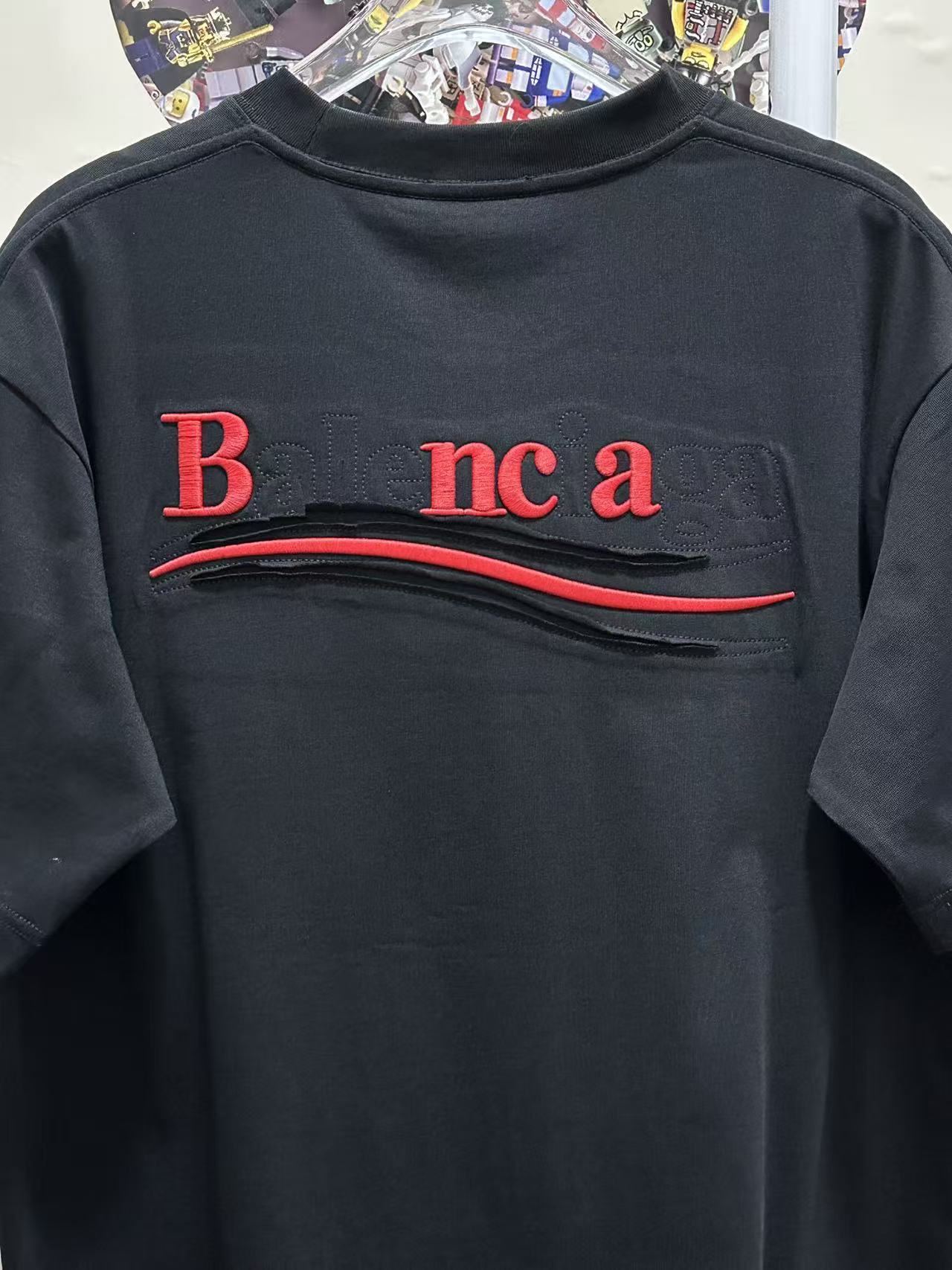 Balenciaga  T-shirt L26740 h140