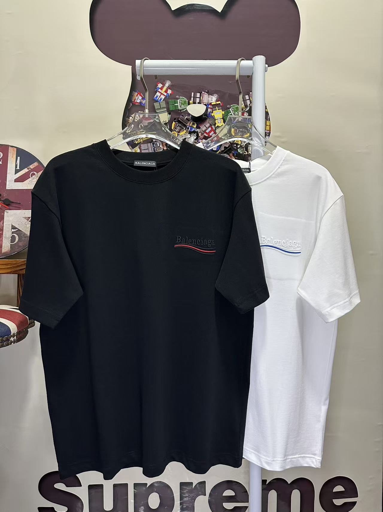 Balenciaga  T-shirt L26740 h140