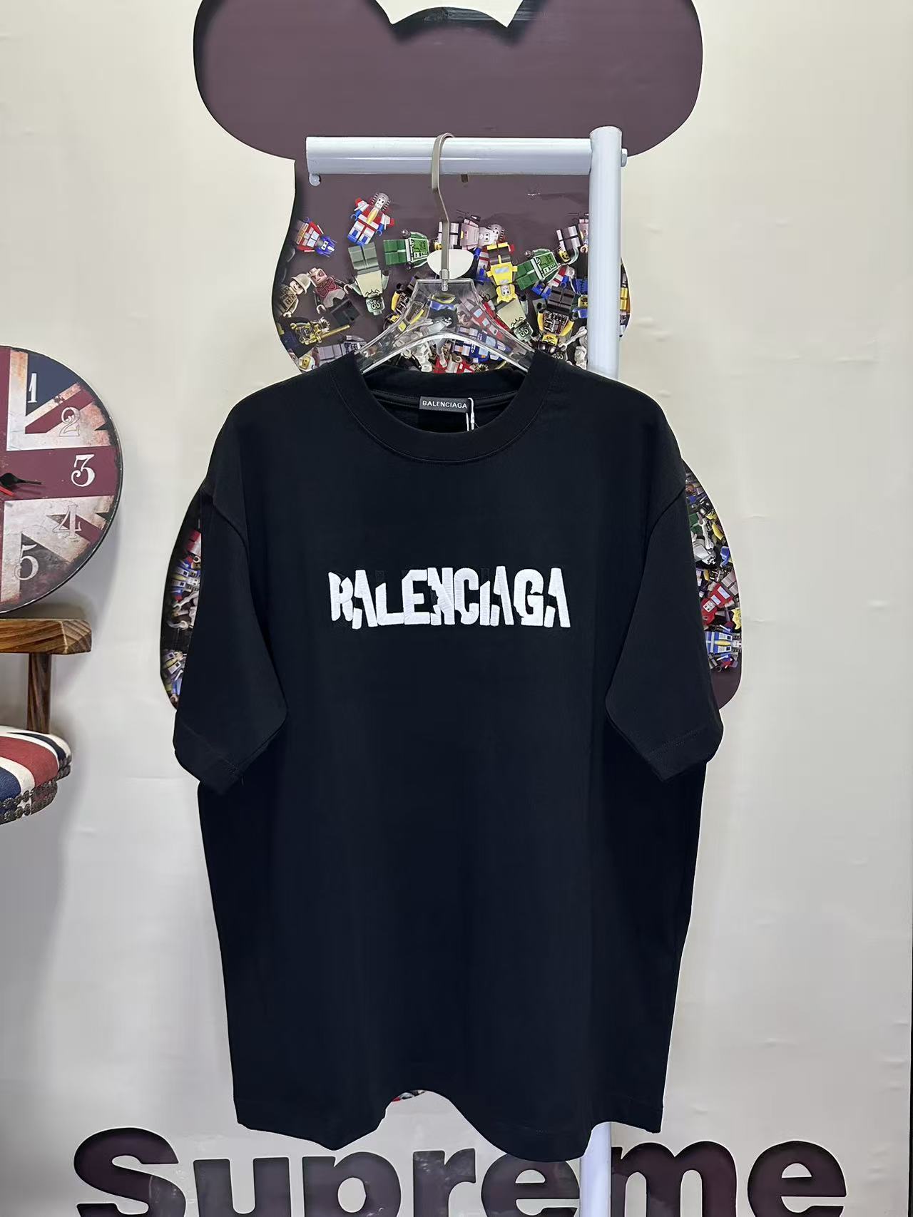 Balenciaga Black T-shirt L26863 h130