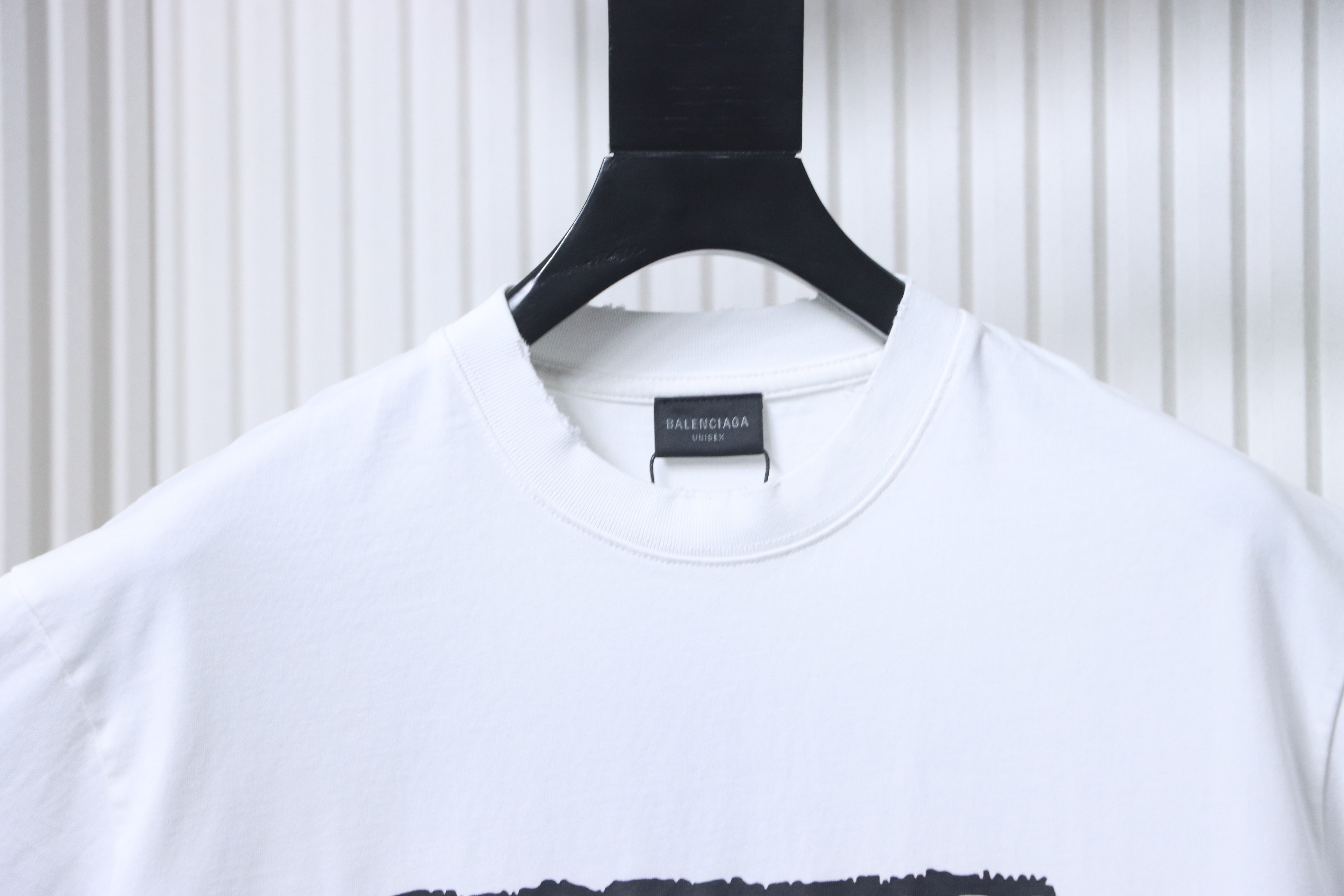 Balenciaga White Lock Buckle Letter Graffiti Printed Distressed T-shirt h150