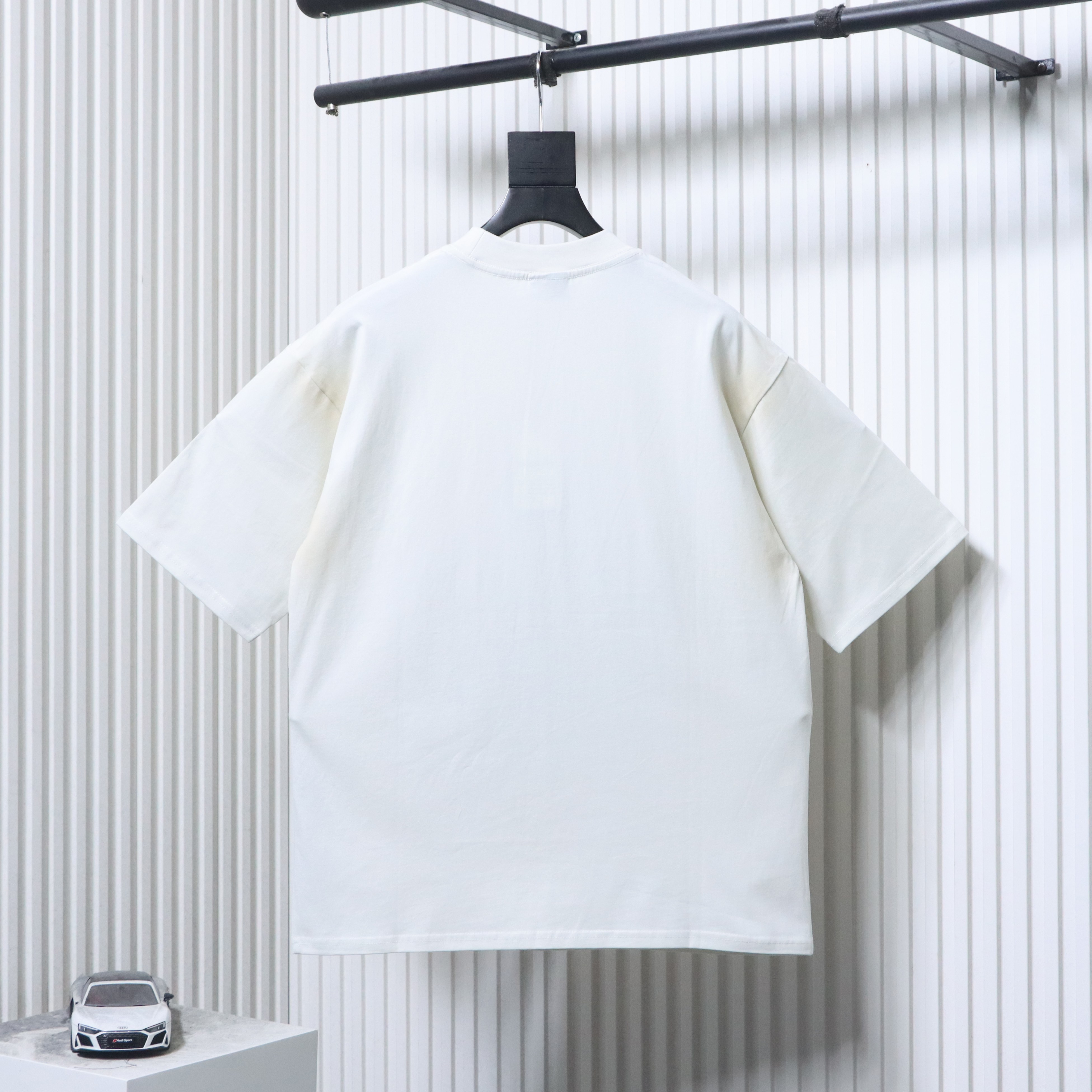 Balenciaga White Los Angeles Night Scene Vintage T-shirt h180