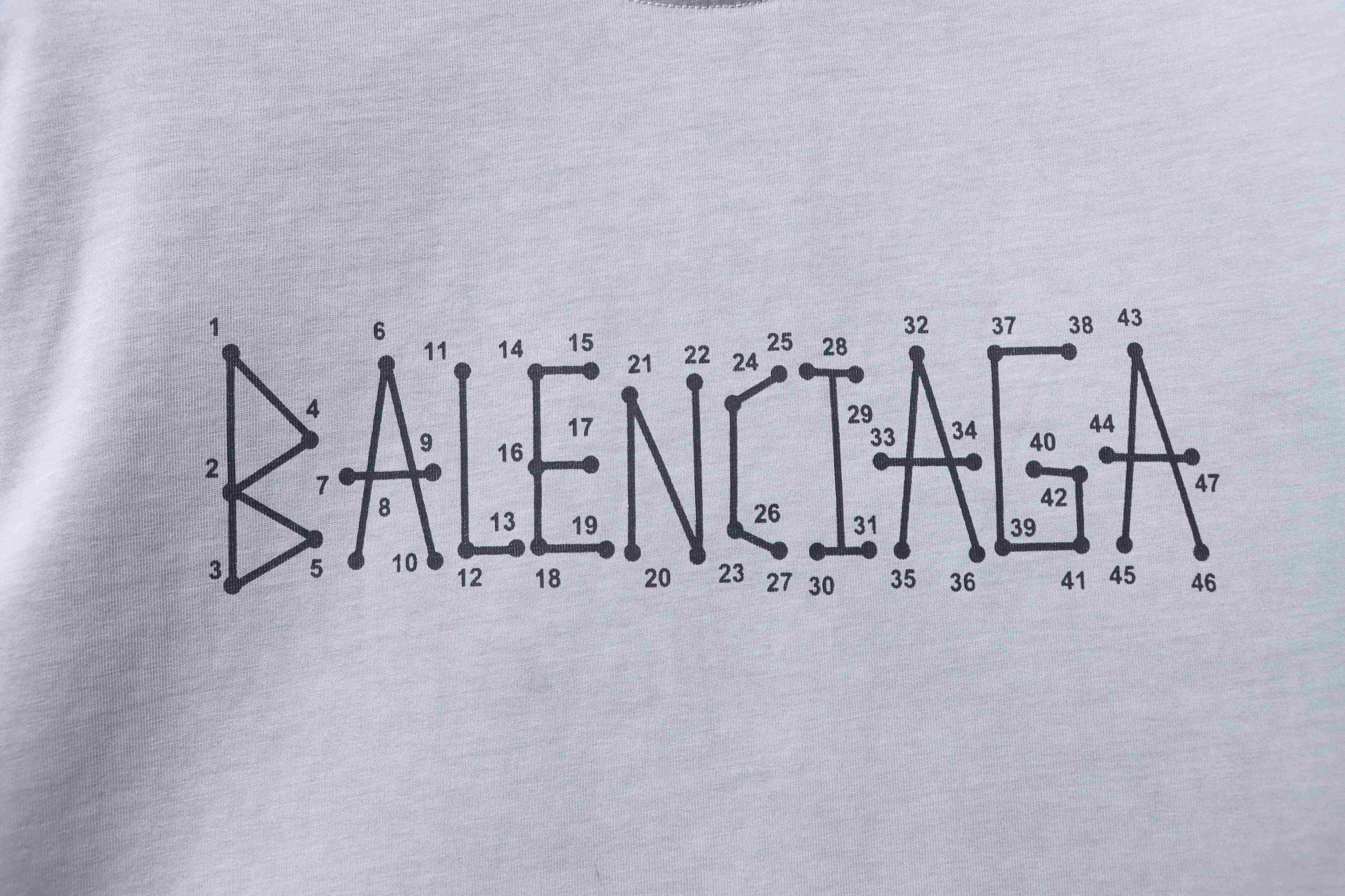 Balenciaga Black Washed Mud-Dyed Geometric Logo Double-B Distressed T-shirt h160