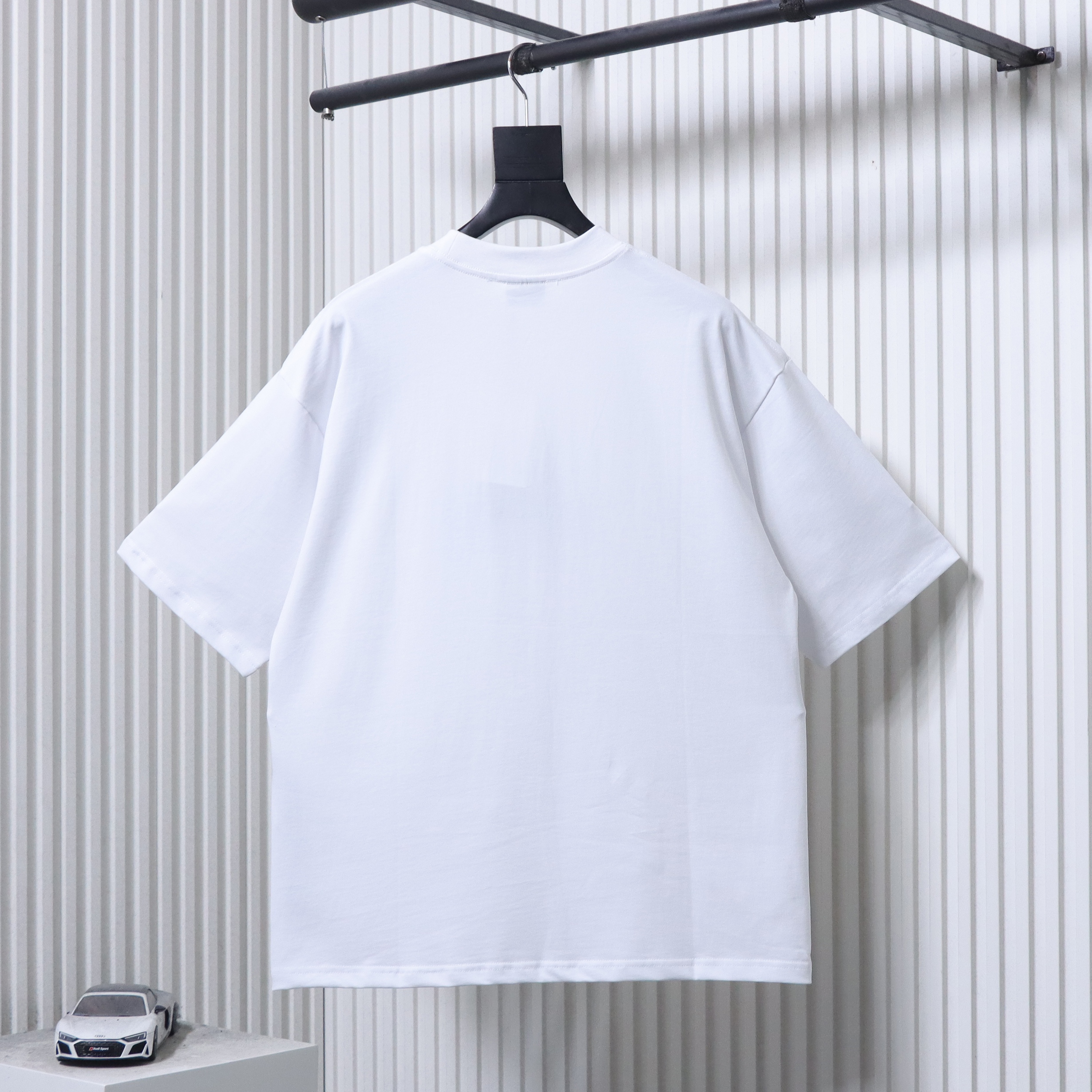 Balenciaga Blue Pigeon Logo Relaxed T-shirt h180