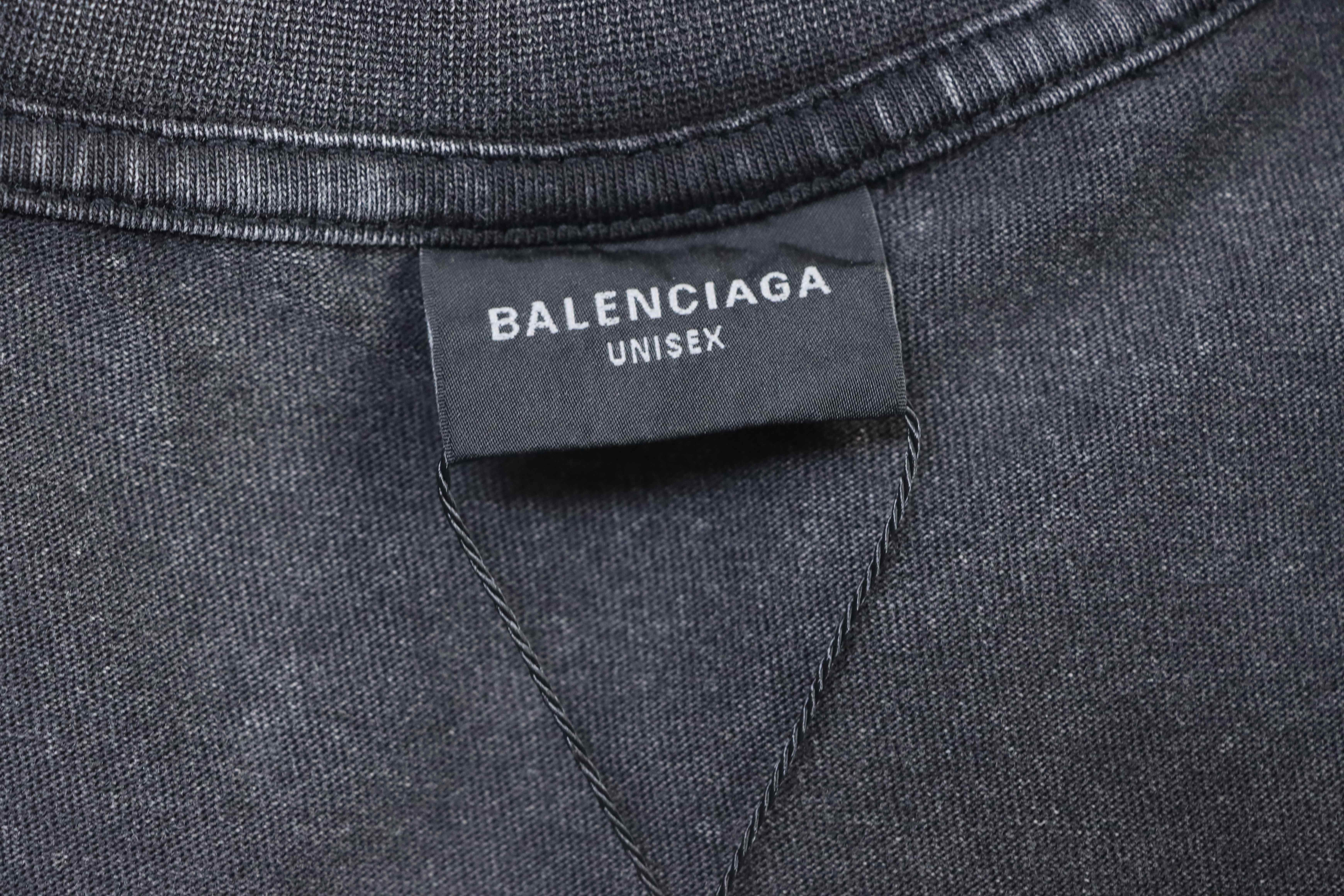 Balenciaga City Night Scene Limited Series T-shirt h160