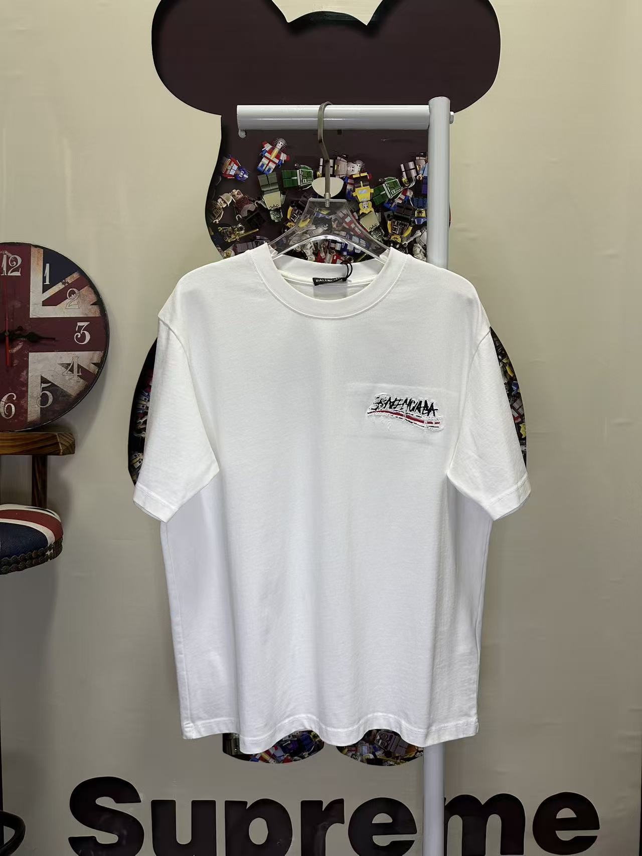 Balenciaga T-shirt L26715 White h140