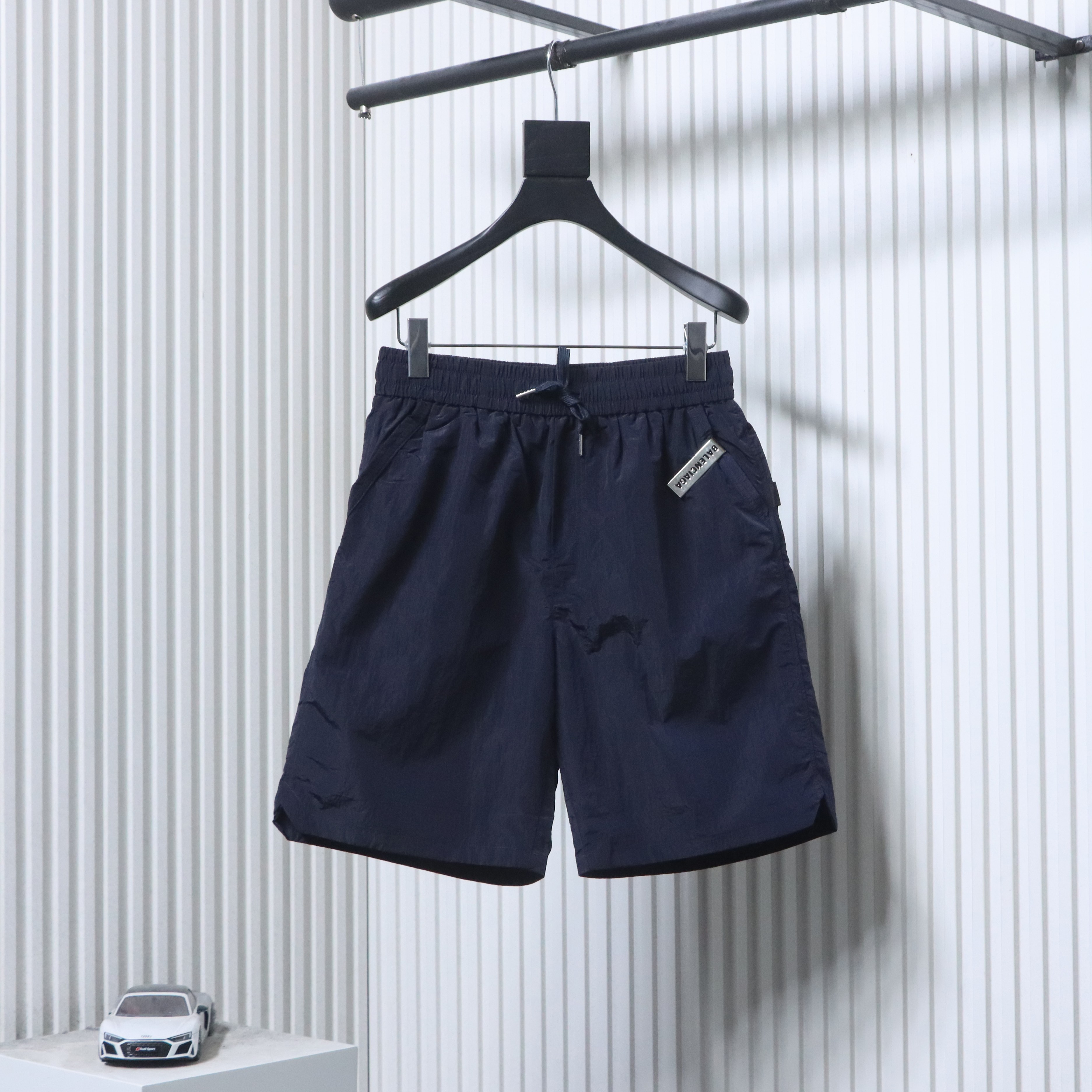 Balenciaga Metal Patch Logo Letter Embroidered Shorts h180