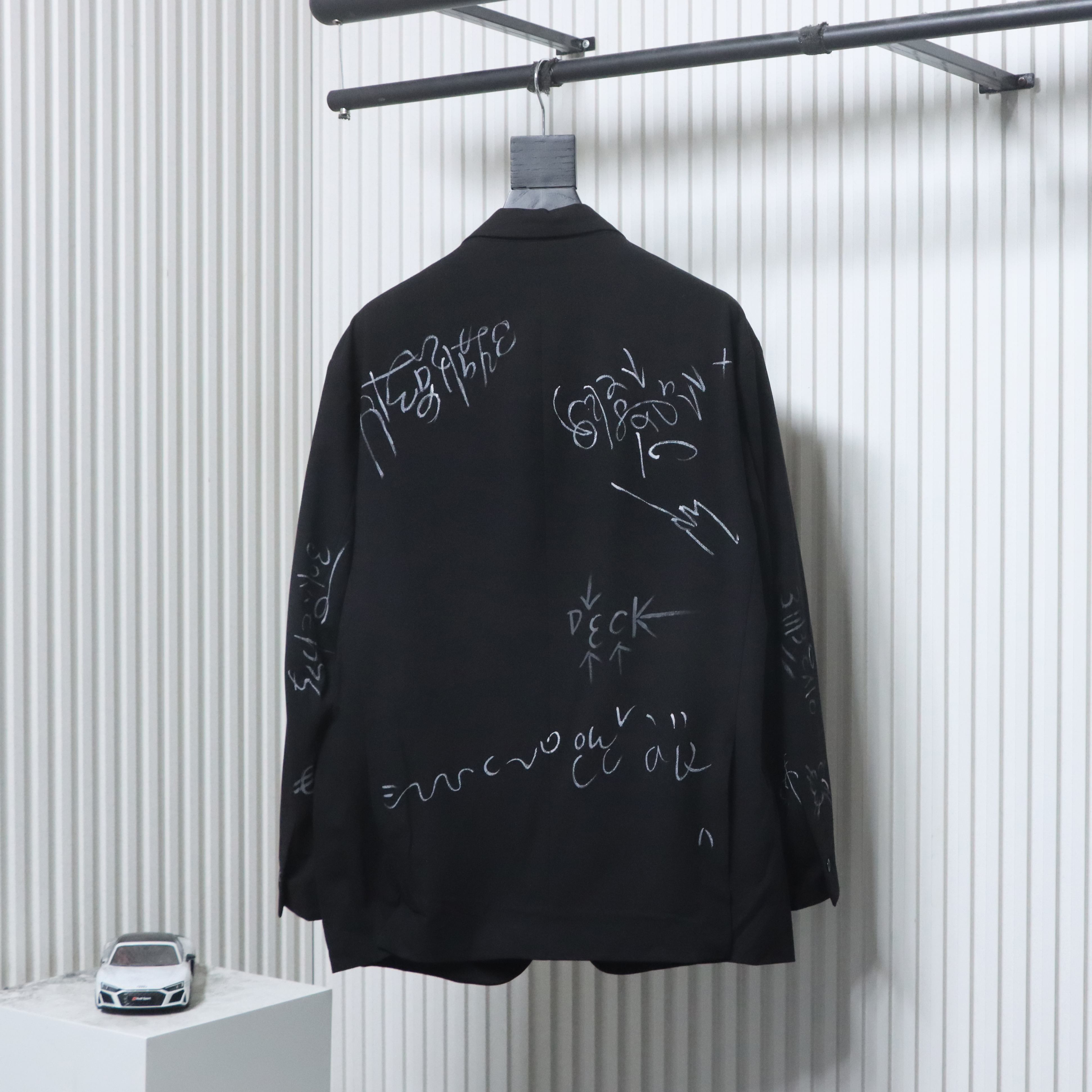 Balenciaga New Pigeon Graphic Jacket Set h330