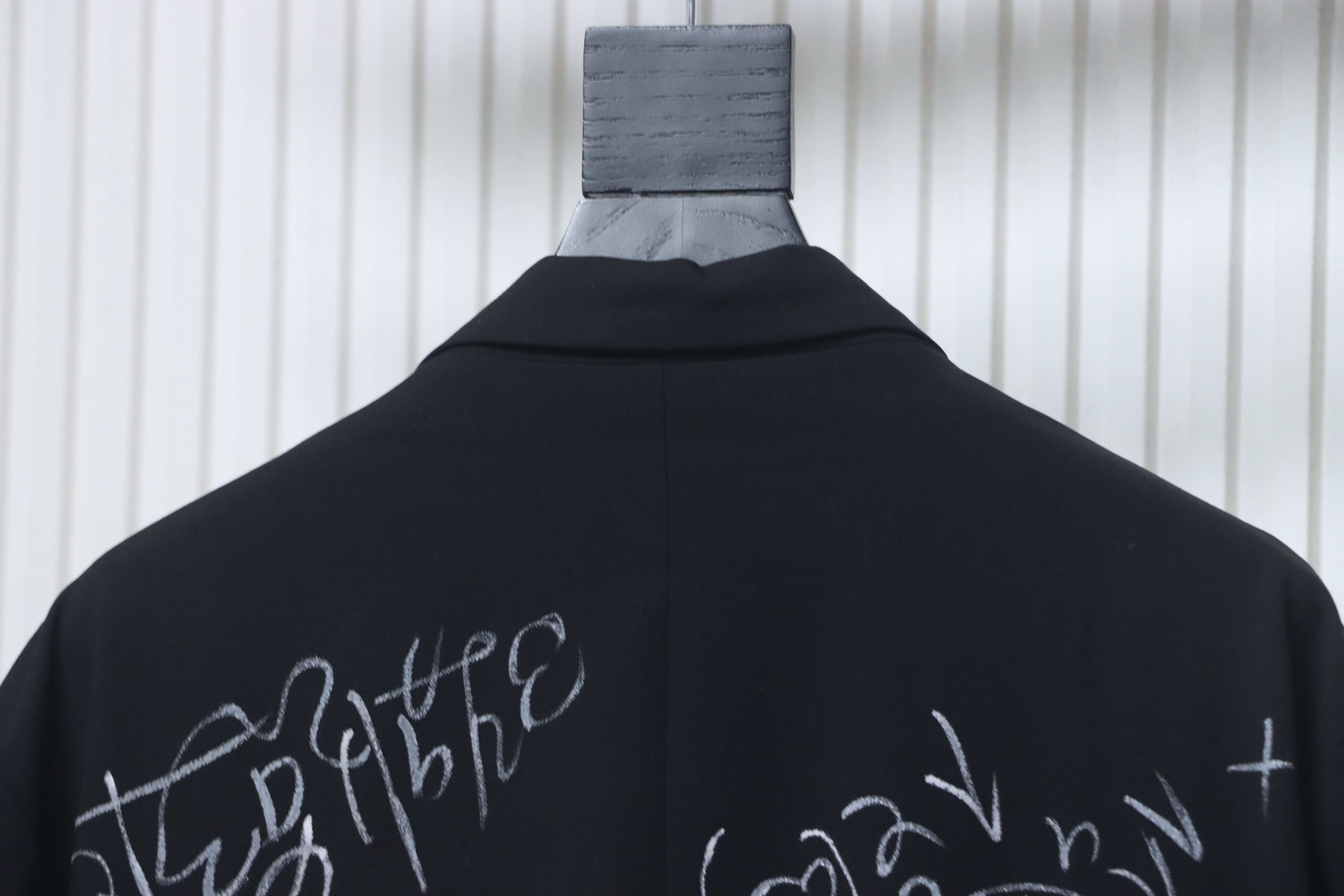 Balenciaga New Pigeon Graphic Jacket Set h330