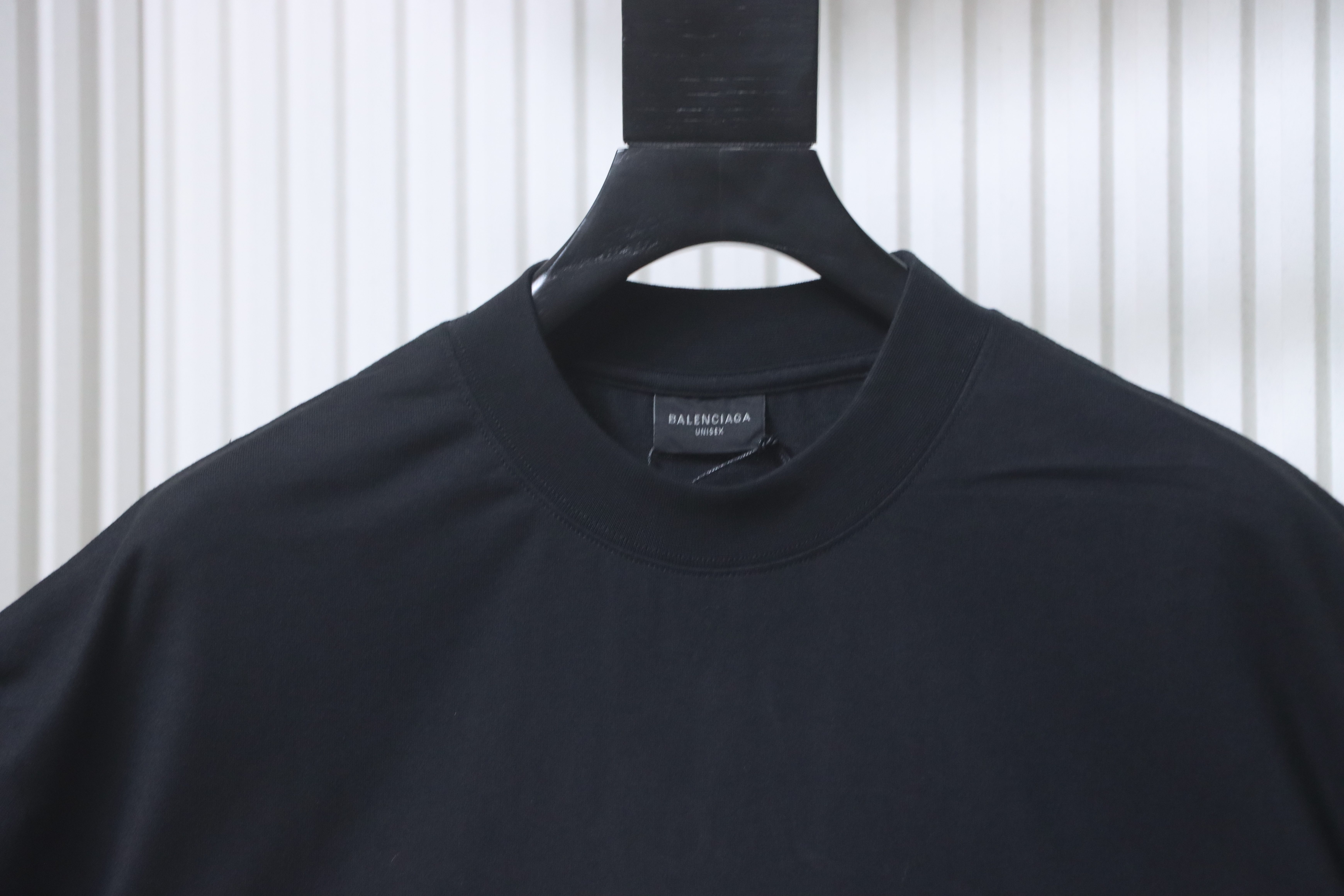 Balenciaga Silicone Heart Cursive Logo T-shirt h160