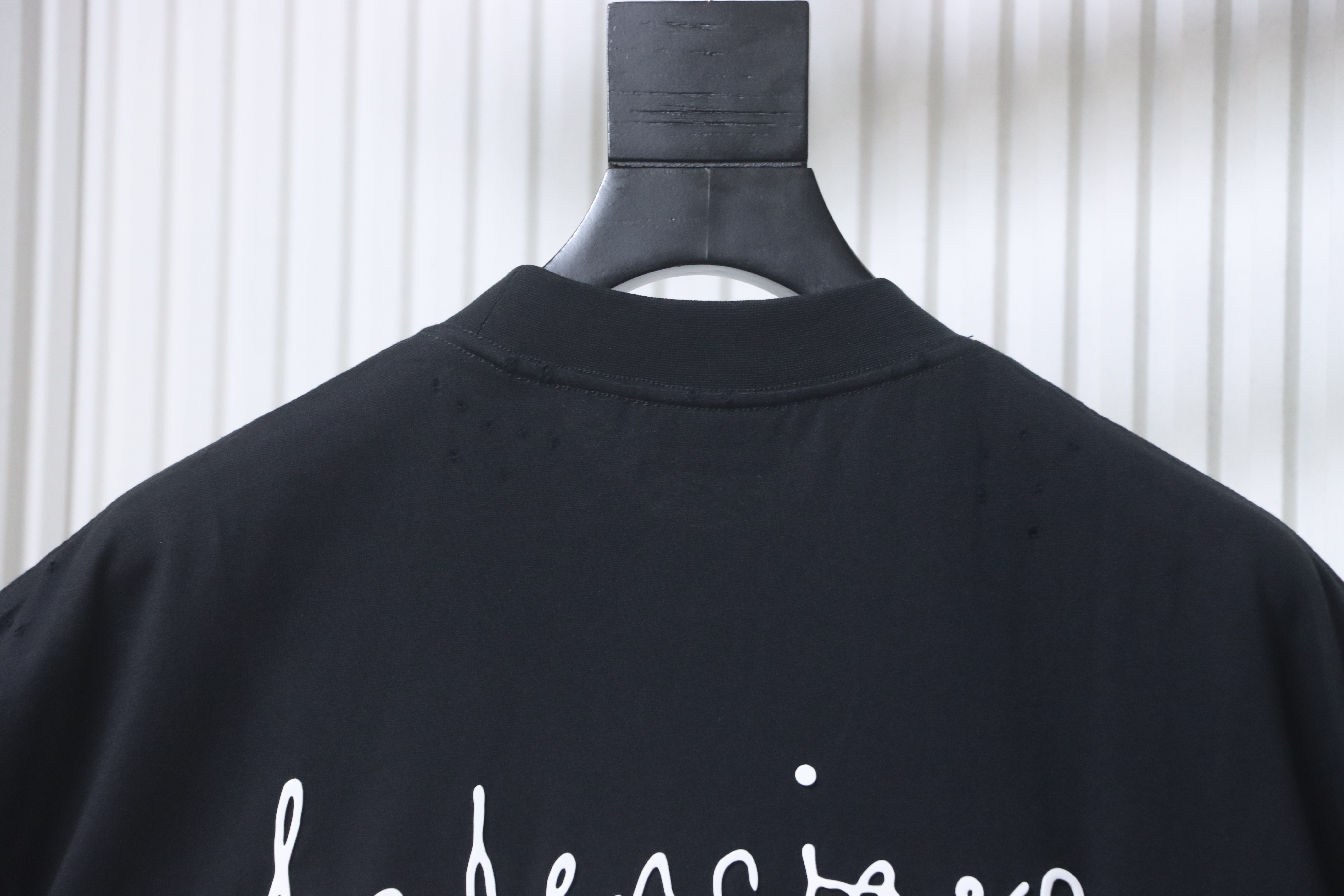 Balenciaga Silicone Heart Cursive Logo T-shirt h160