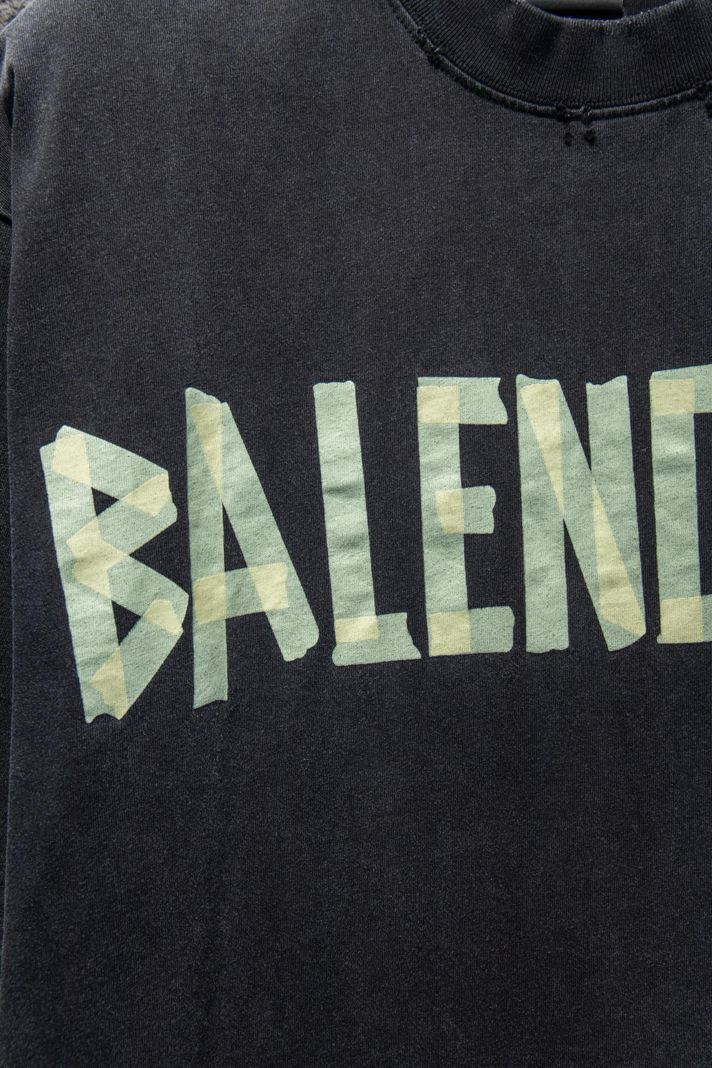 Balenciaga T-shirt 5027 h120