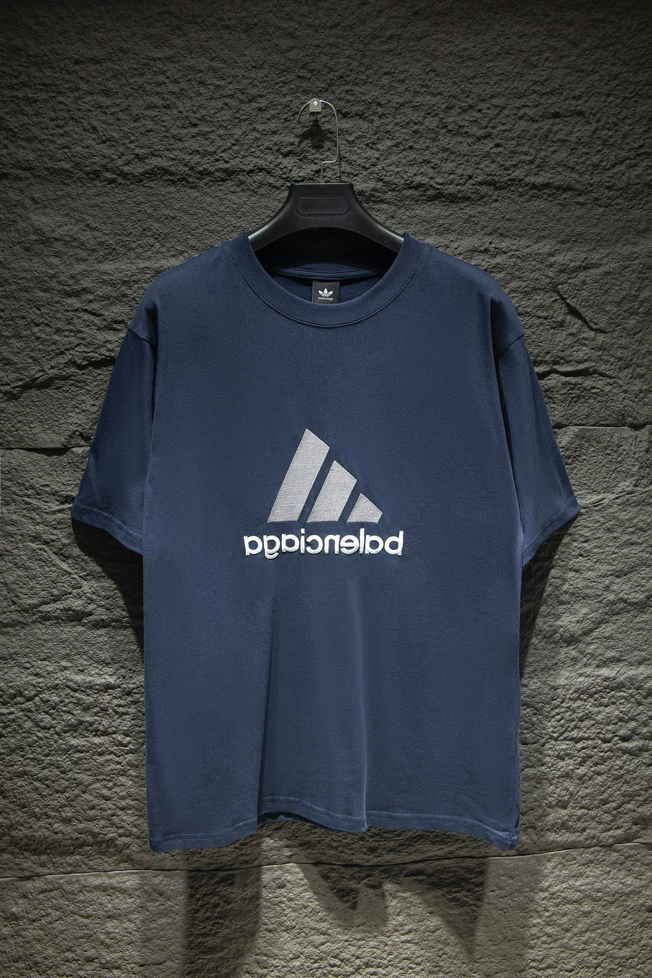 Balenciaga T-shirt 5030 h120
