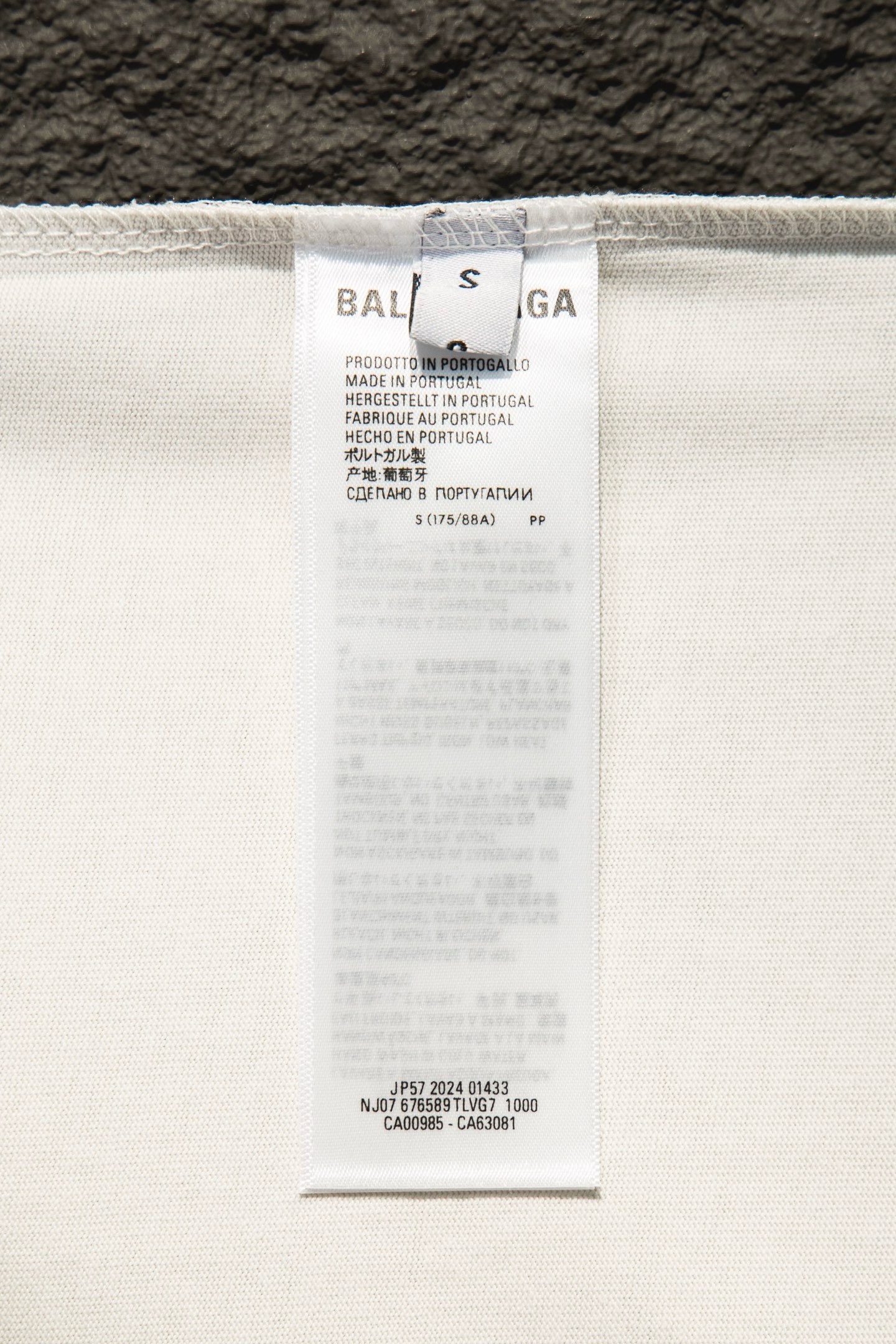 Balenciaga T-shirt 5212 h130