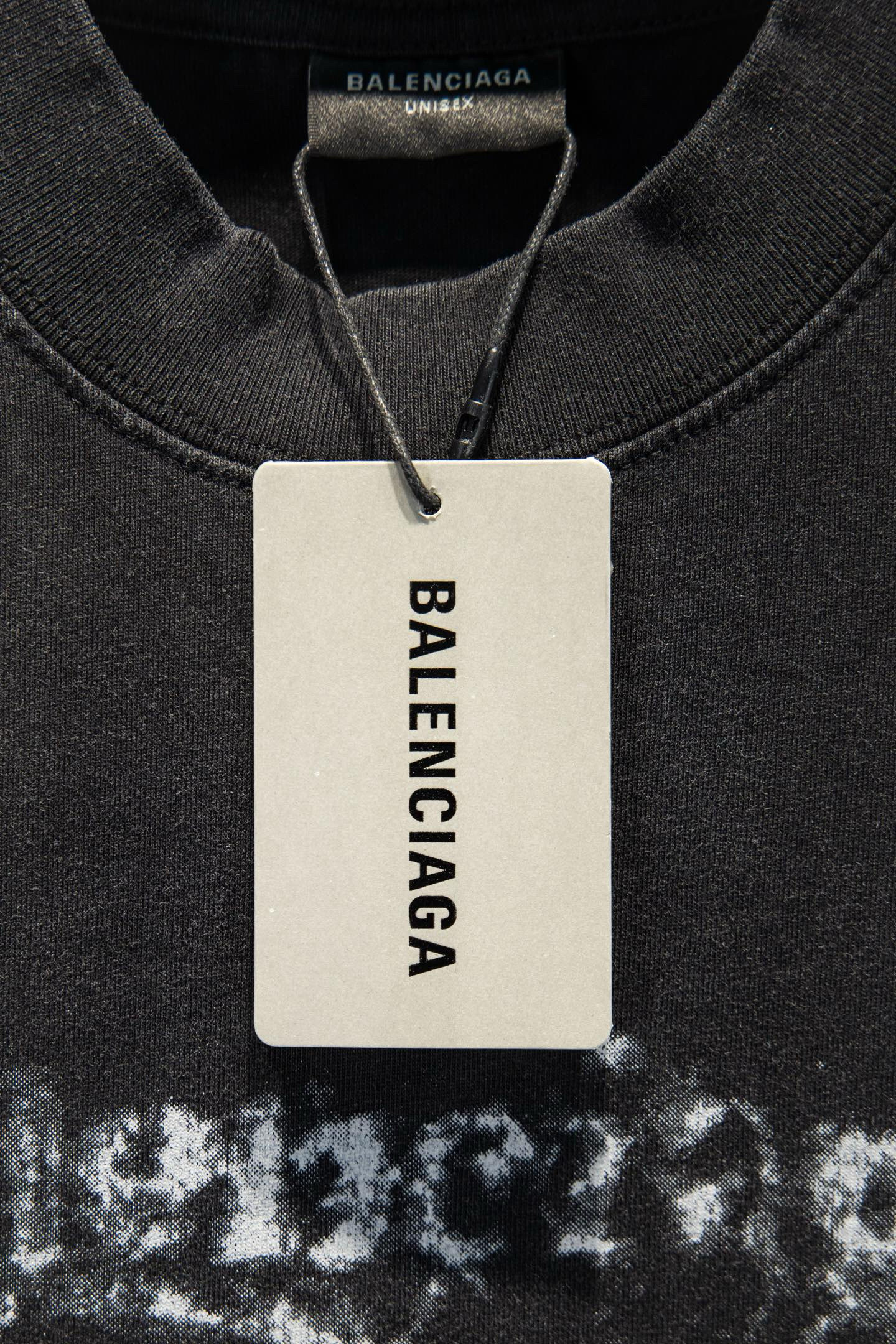 Balenciaga T-shirt 5242 h120