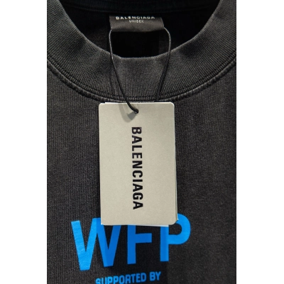 Balenciaga T-shirt 5243 h130 02