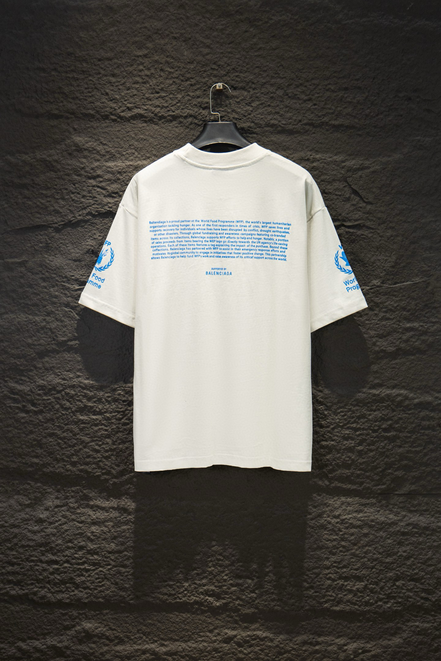 Balenciaga T-shirt 5243 h130
