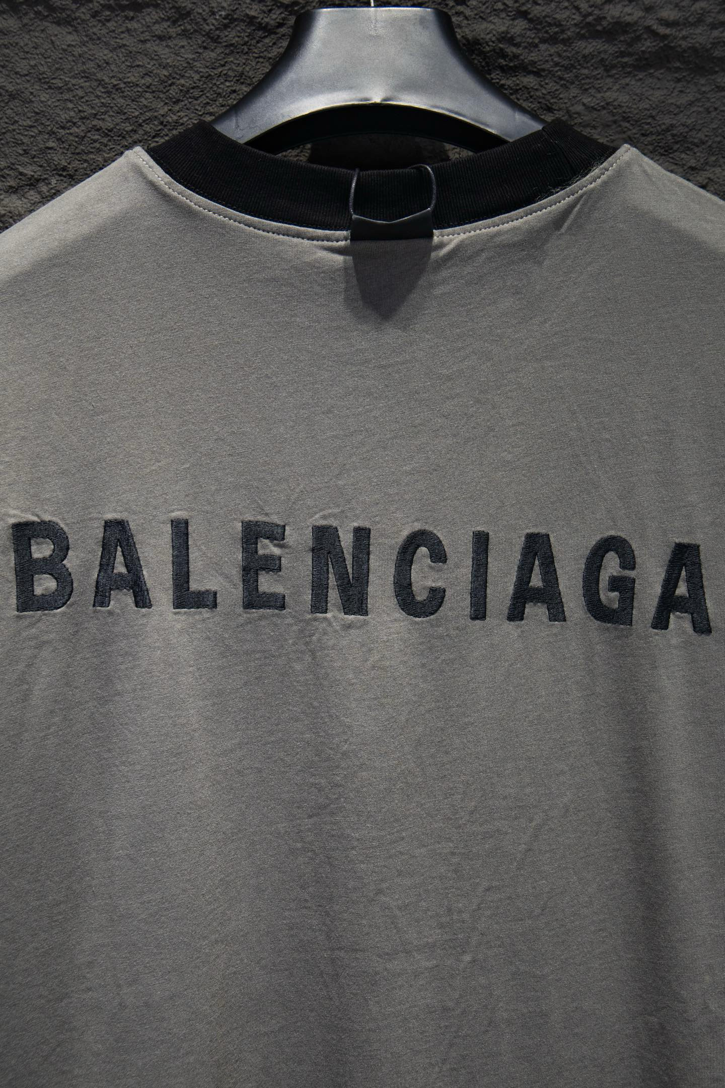 Balenciaga T-shirt 5244 h150