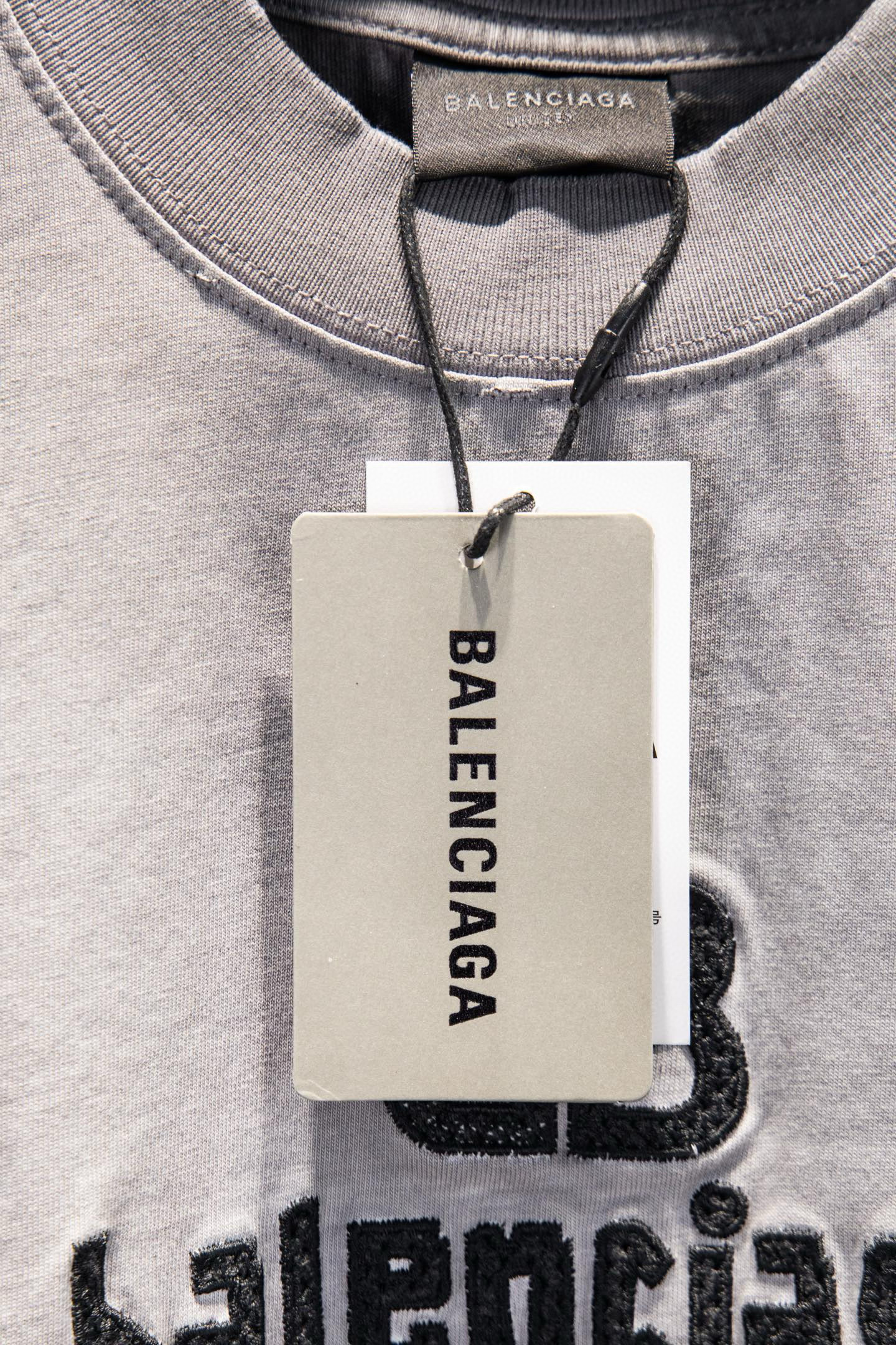 Balenciaga T-shirt 5263 h140