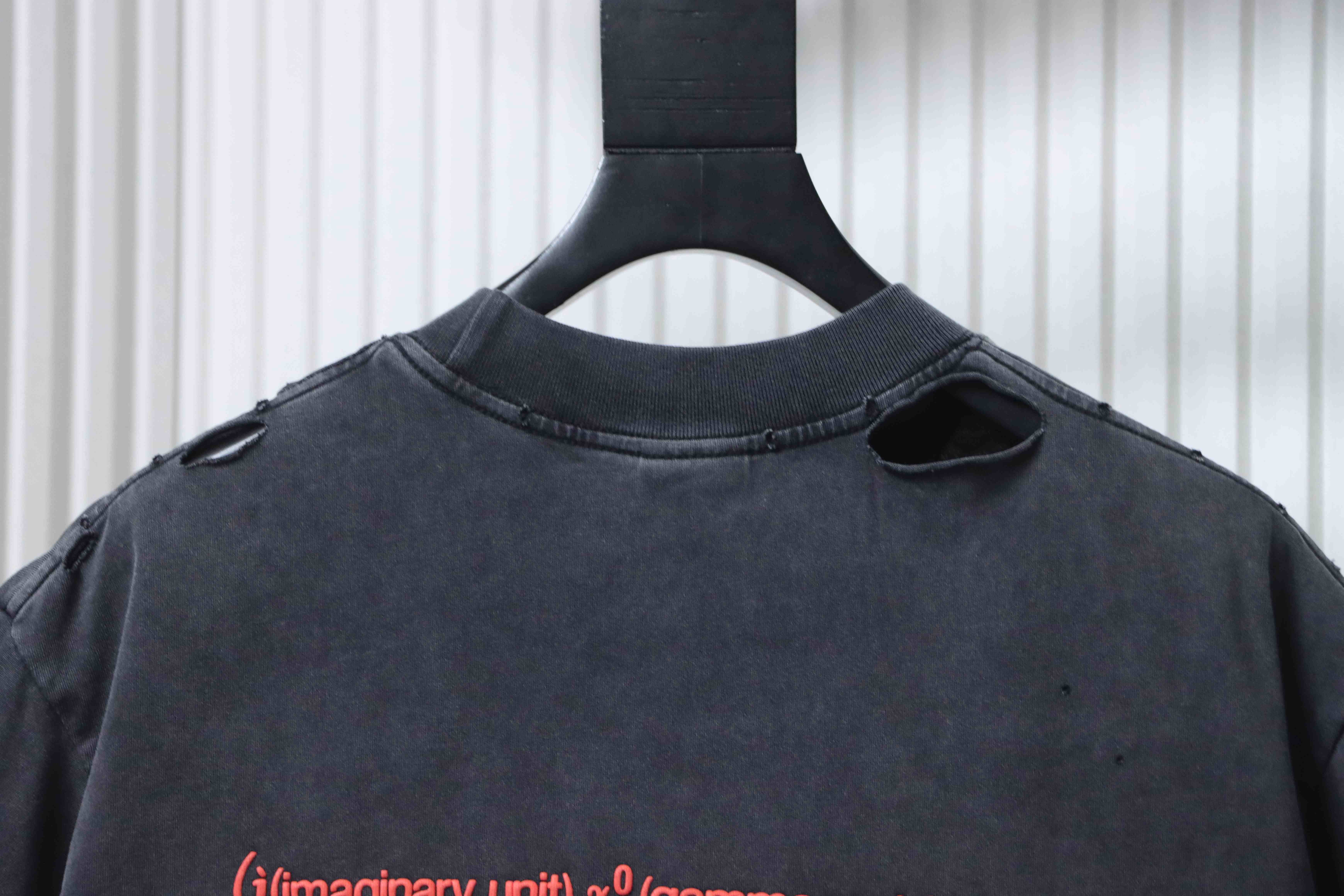Balenciaga Valentine Limited Official Distressed T-shirt h150