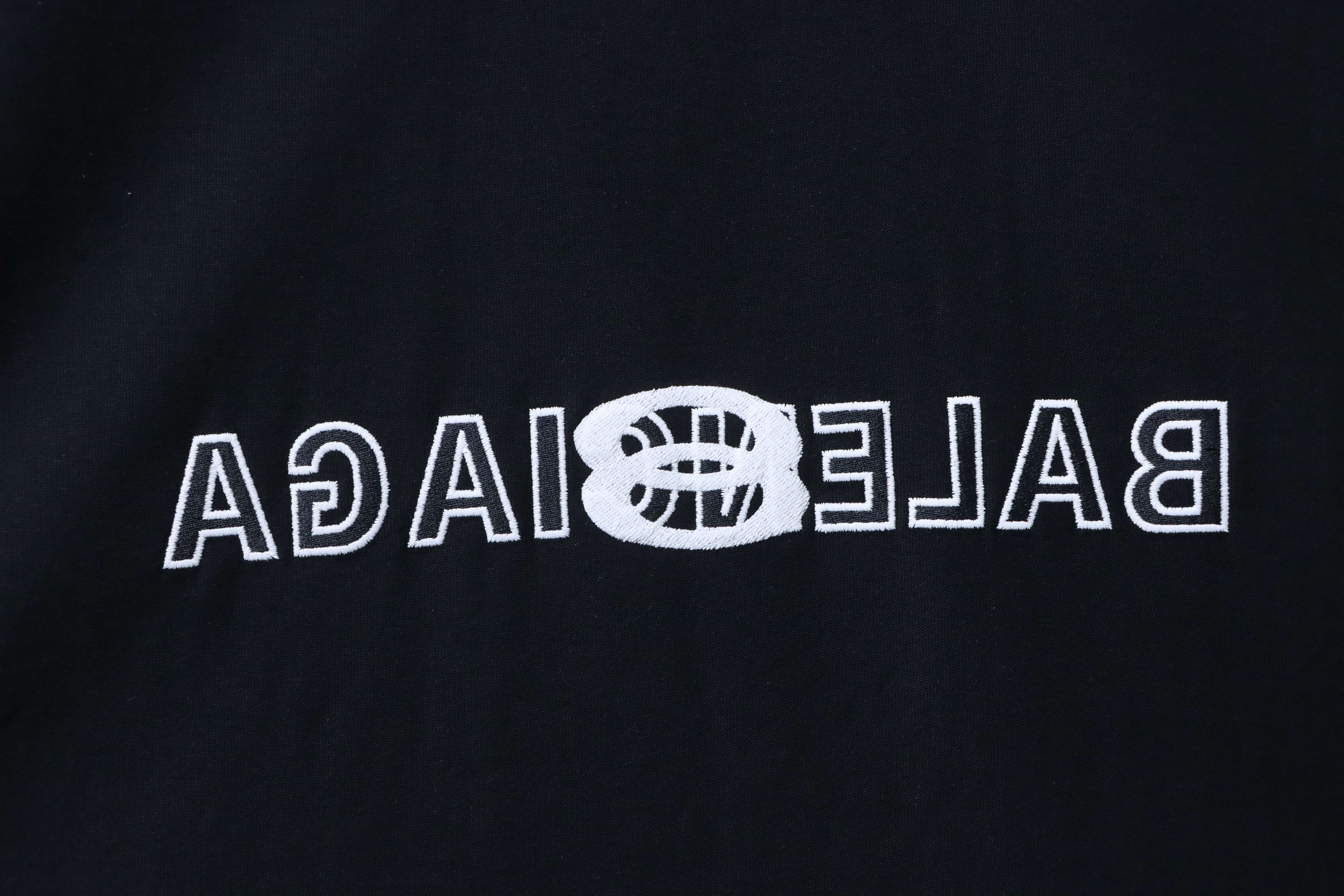 Balenciaga Black 24SS Inverted Letter Overlap Embroidered T-shirt h150