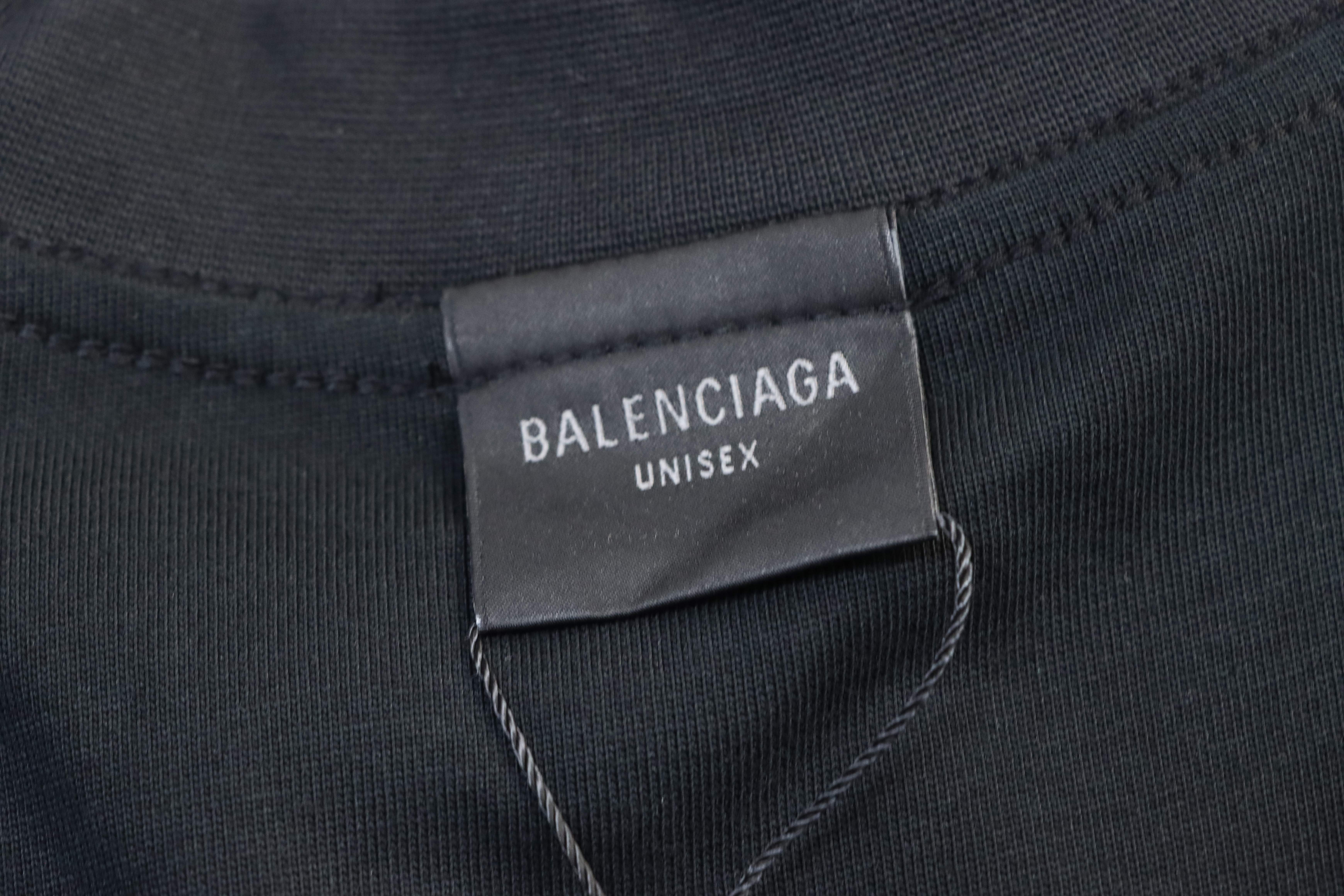 Balenciaga Black 24SS Inverted Letter Overlap Embroidered T-shirt h150