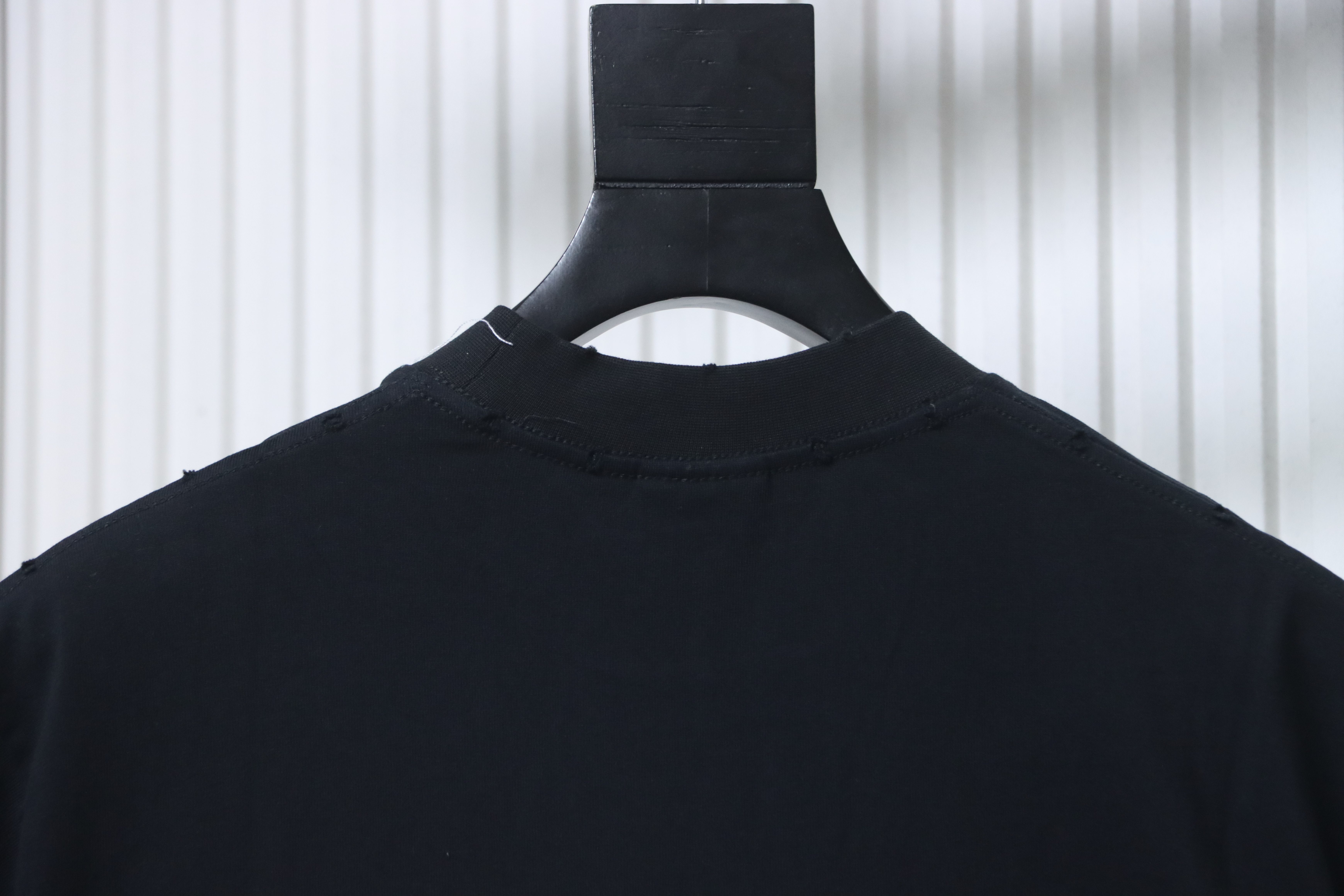 Balenciaga Black 24SS Valentine Limited Disc T-shirt h150