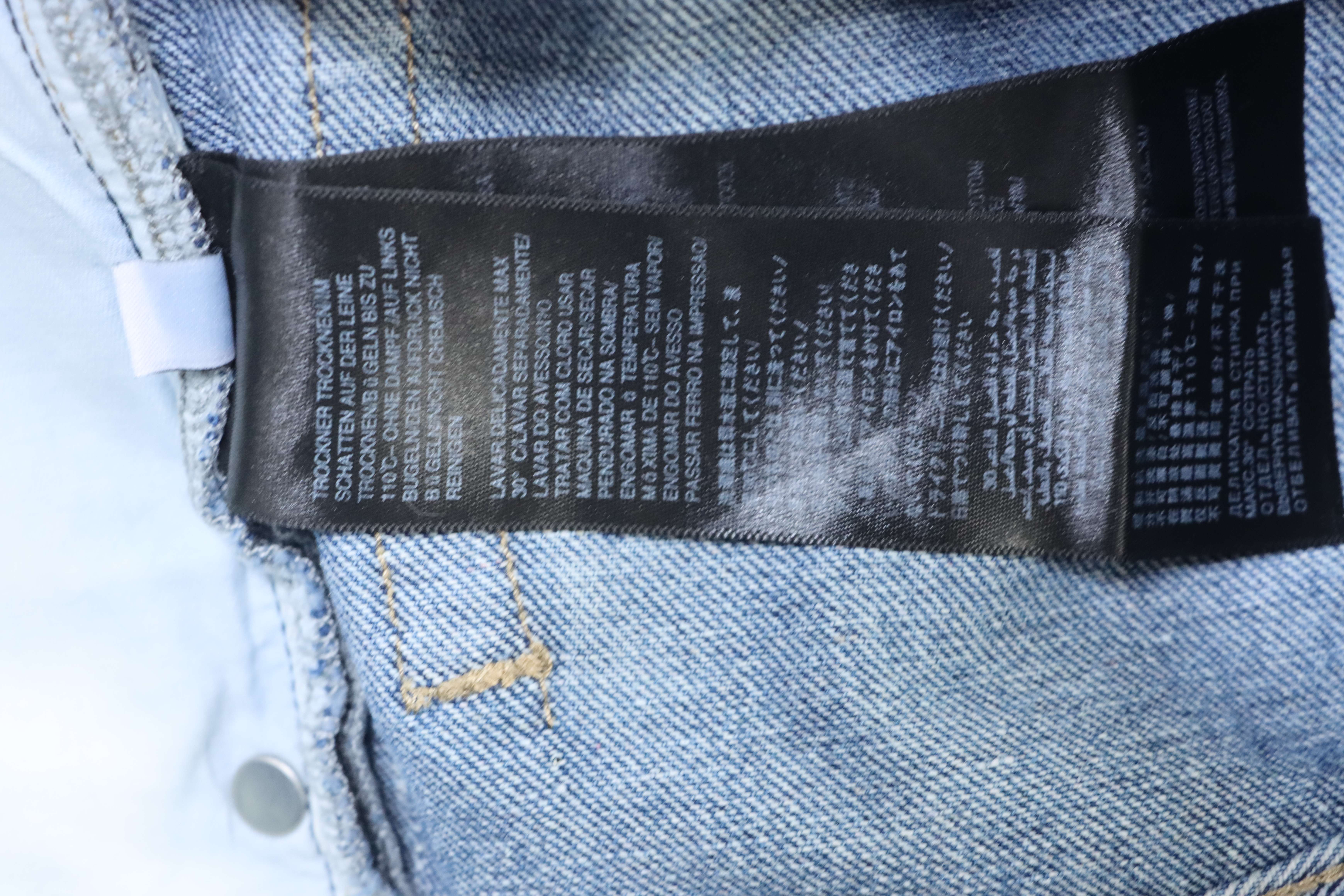Balenciaga White 25FW Destroyed Jeans h250
