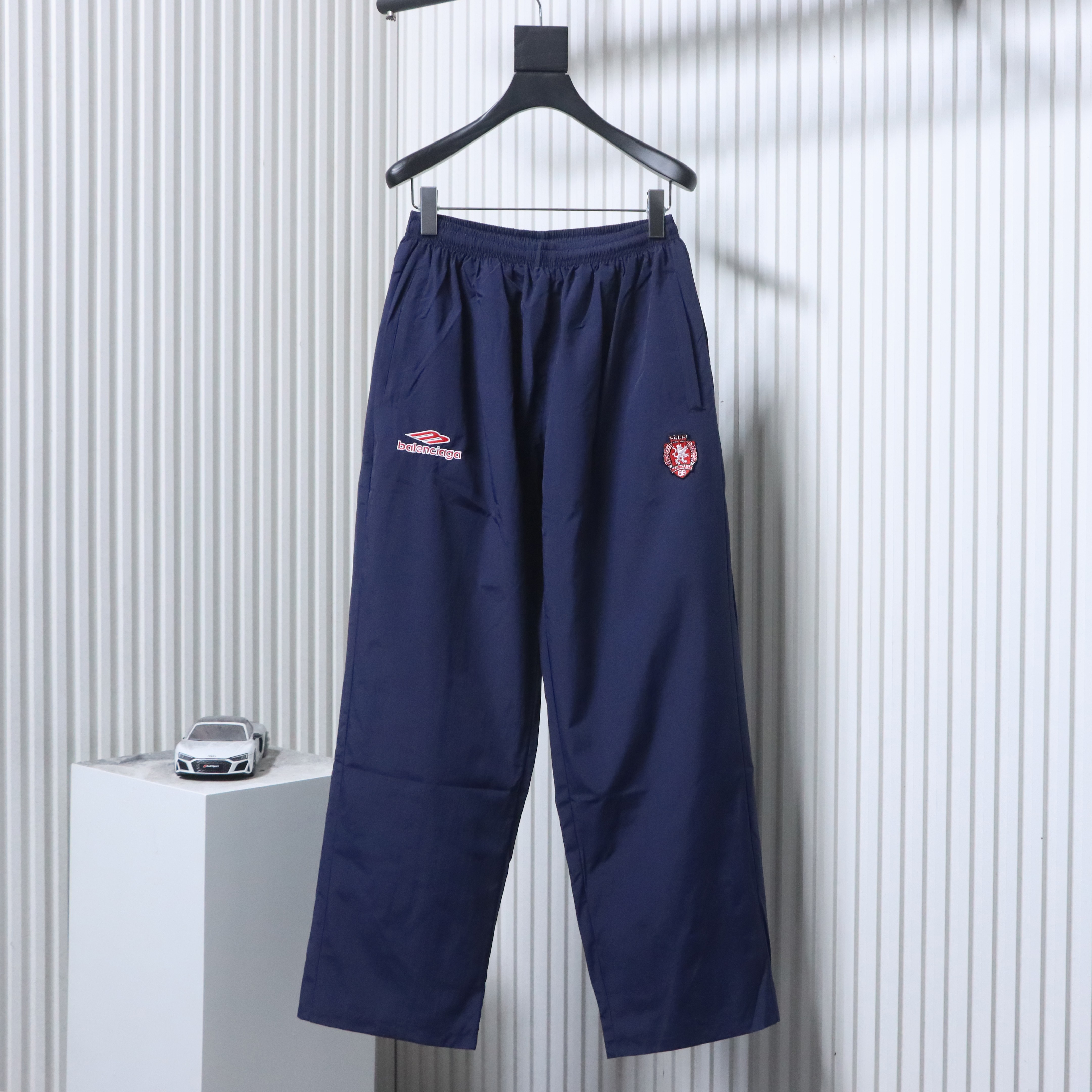 Balenciaga White 26SS 3M Manchester United Embroidered Tracksuit Pants h250