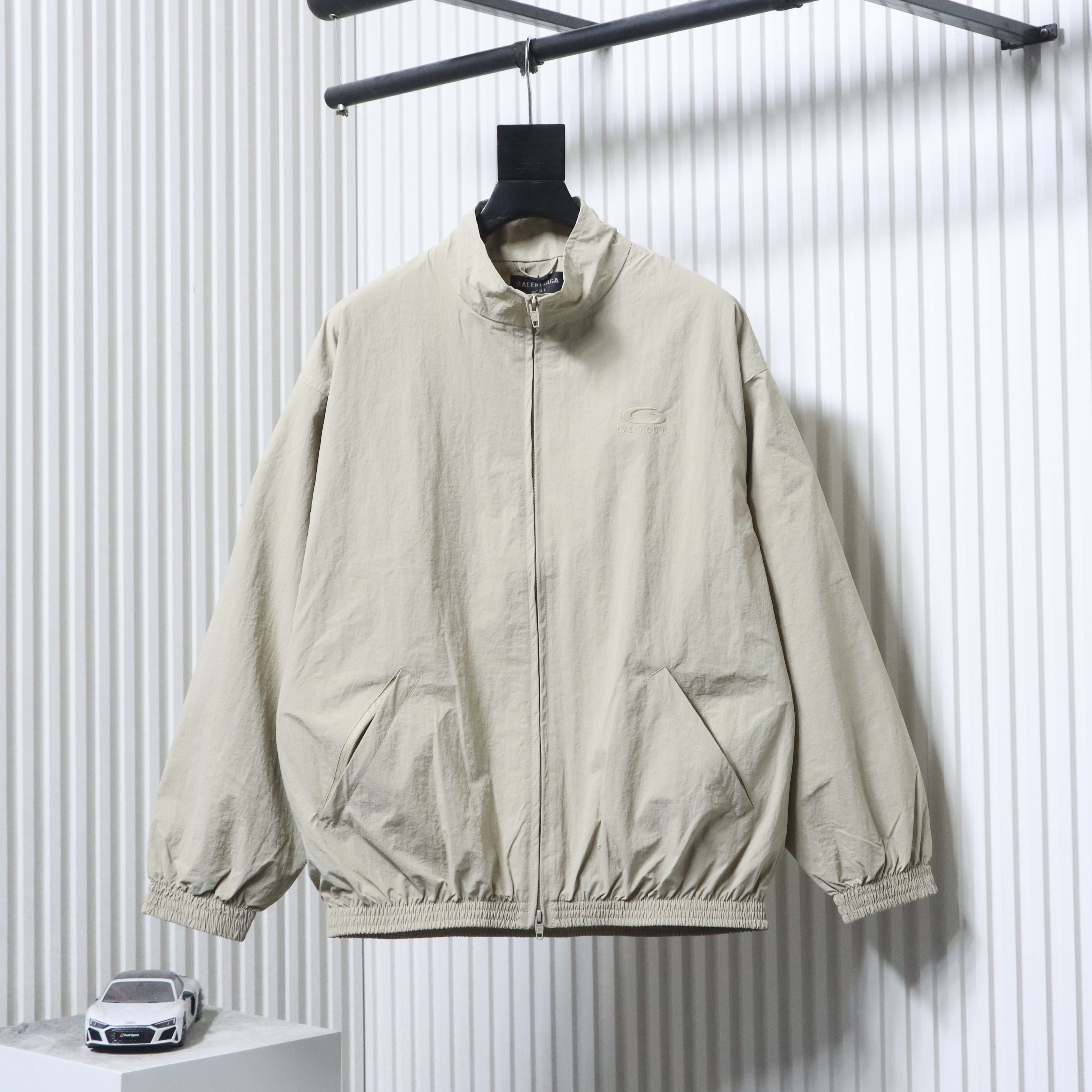 Balenciaga White 26SS Front and Back Half-Ring Letter Embroidered Tracksuit Jacket h270