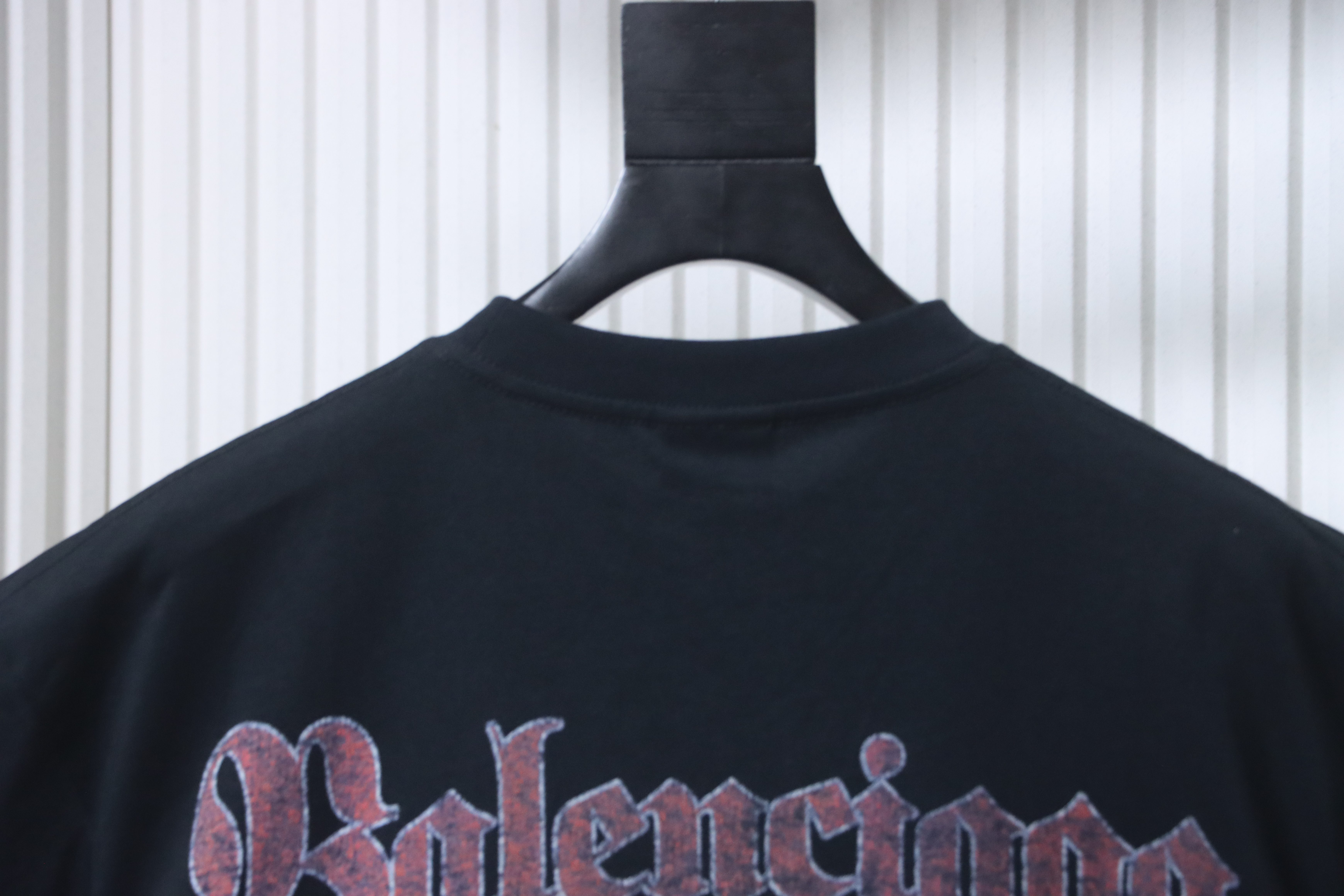 Balenciaga Black 26SS New Medal Printed Logo T-shirt h170