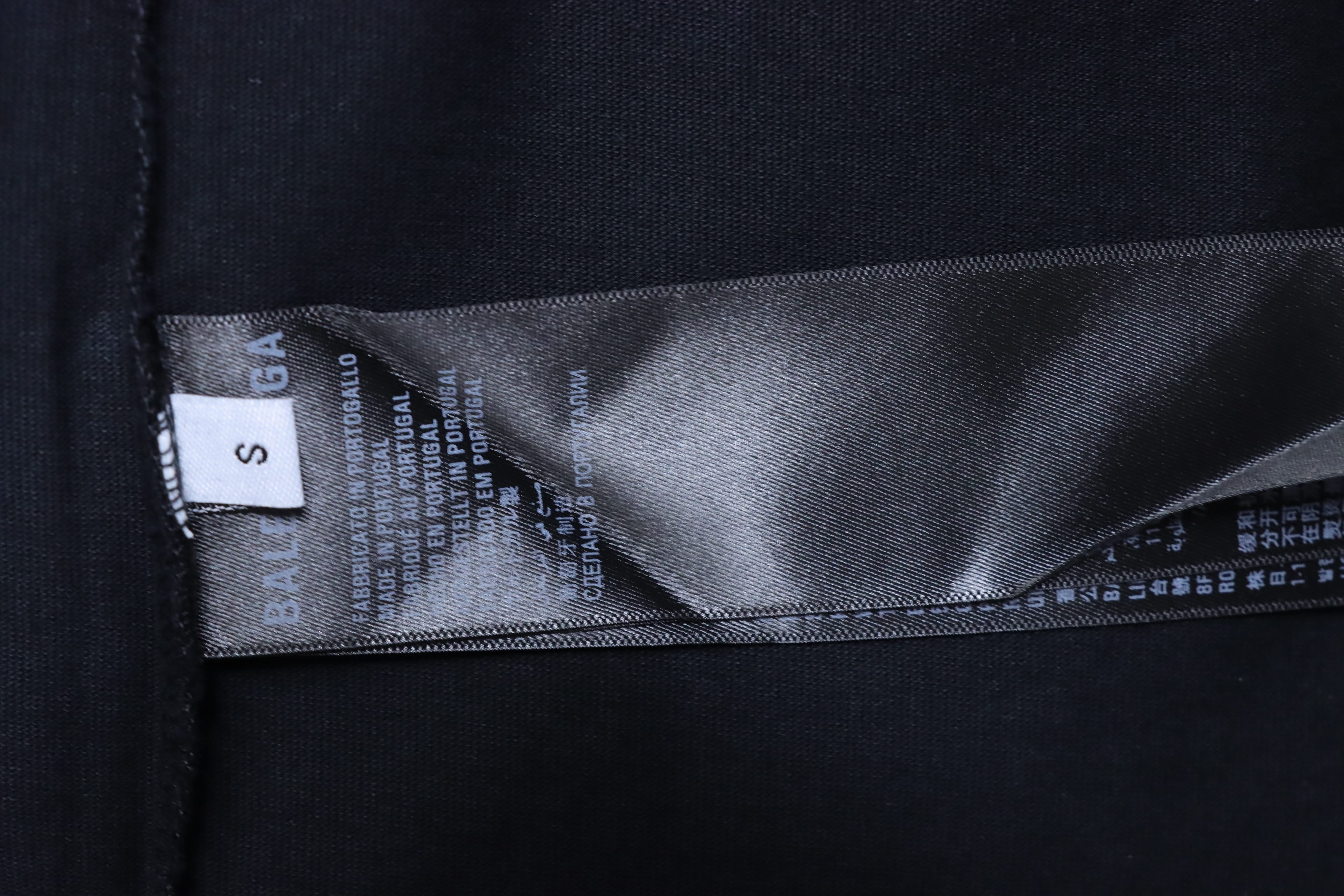 Balenciaga Black Circular Letter Printed Distressed T-shirt h160