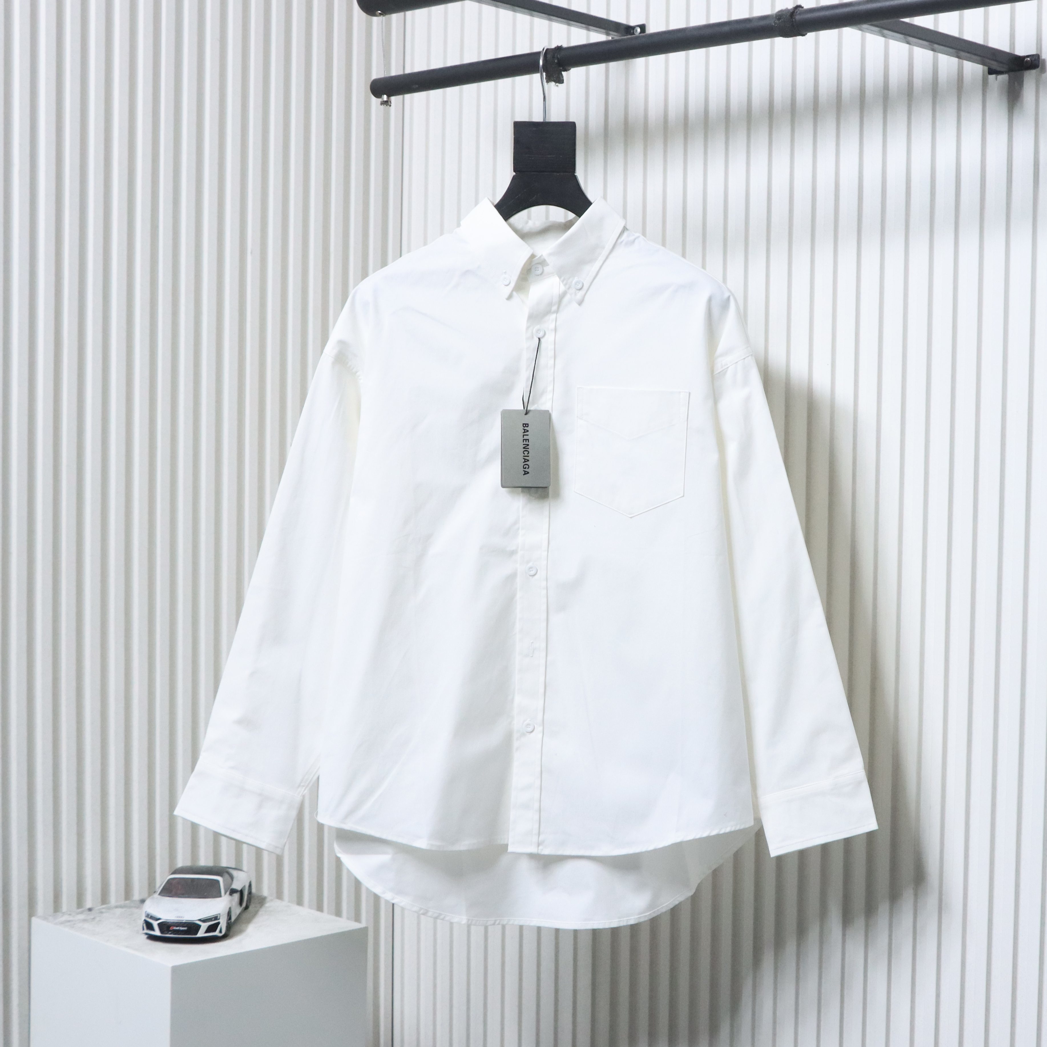 Balenciaga White Classic Back 3D Letter Logo Long-Sleeve Shirt h230