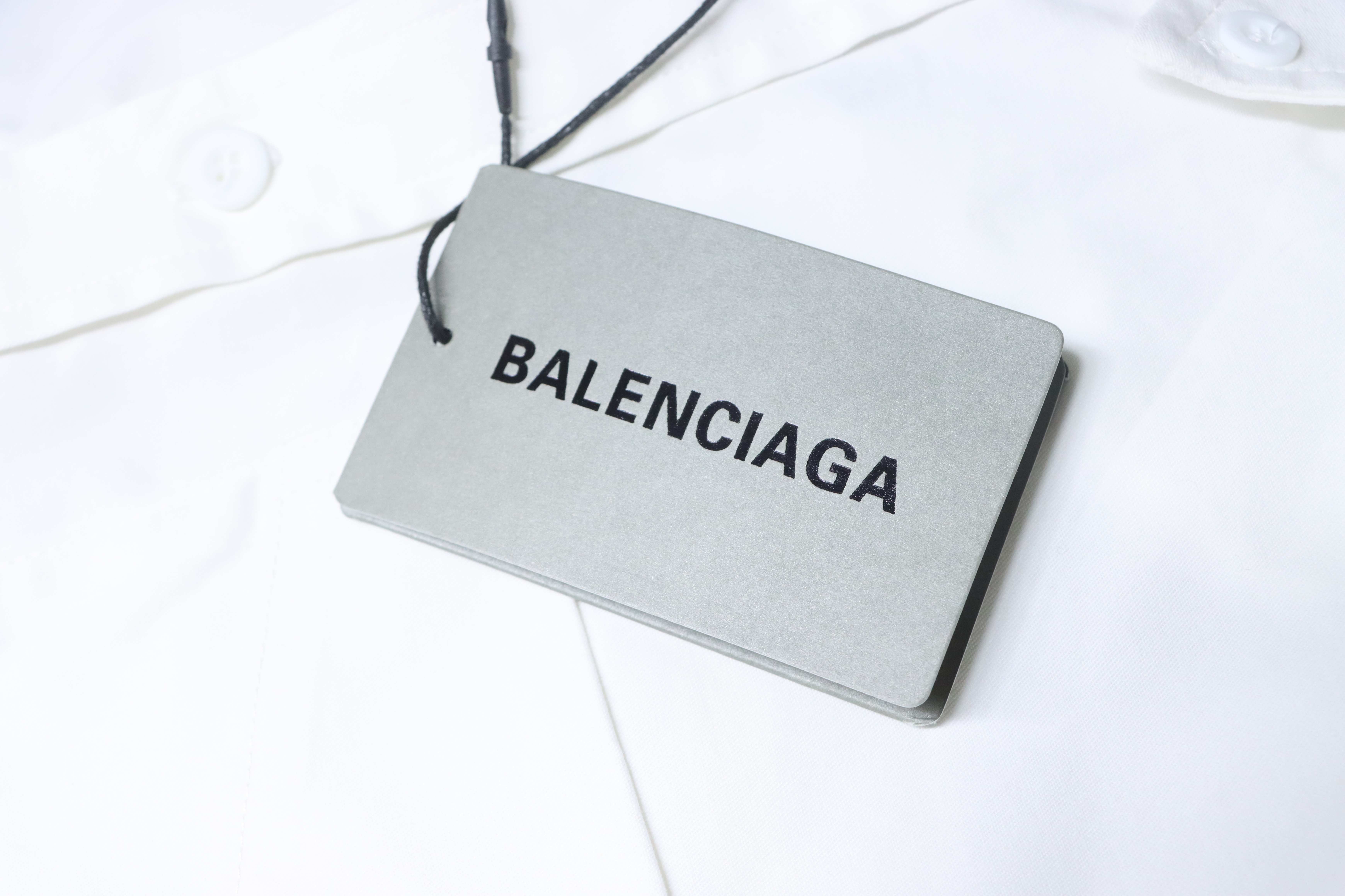 Balenciaga White Classic Back 3D Letter Logo Long-Sleeve Shirt h230