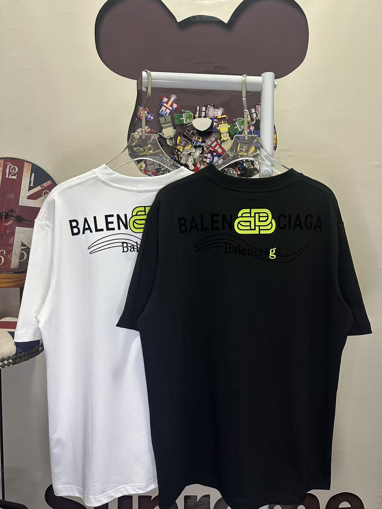Balenciaga T-shirt Black L26712 h130
