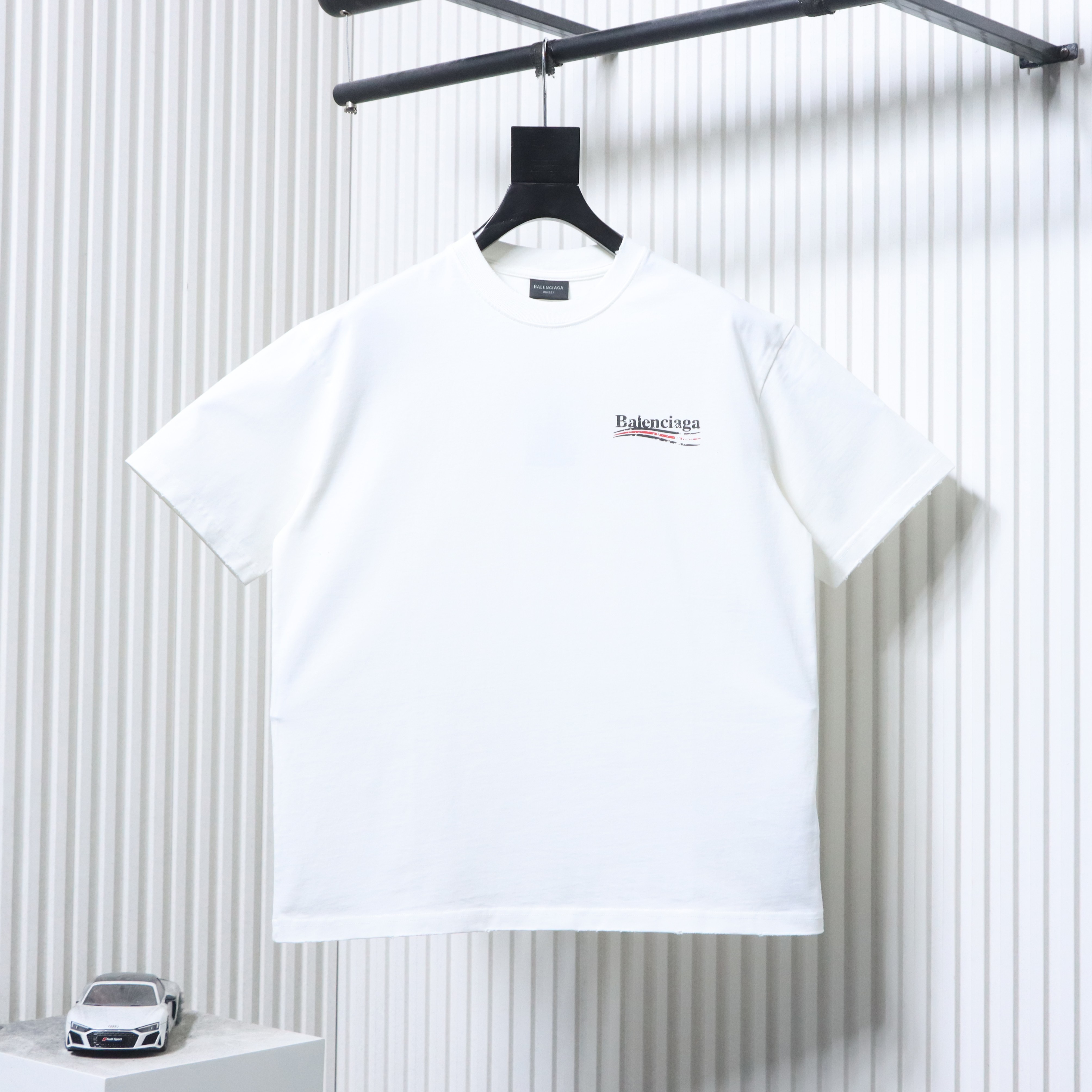 Balenciaga White Mottled Coke Printed Washed Distressed T-shirt h140