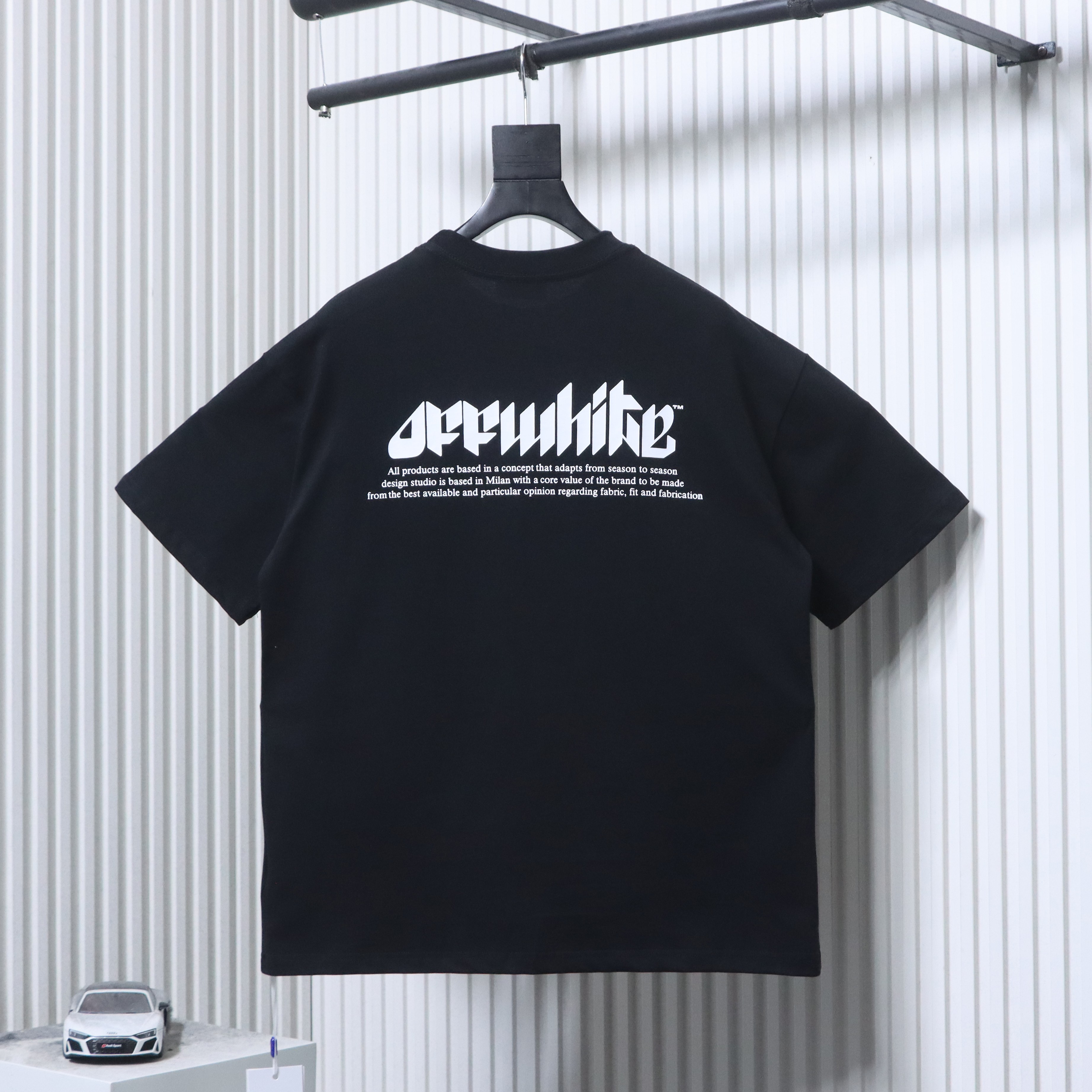 Off-White 24SS Eye Letter Logo T-Shirt H150