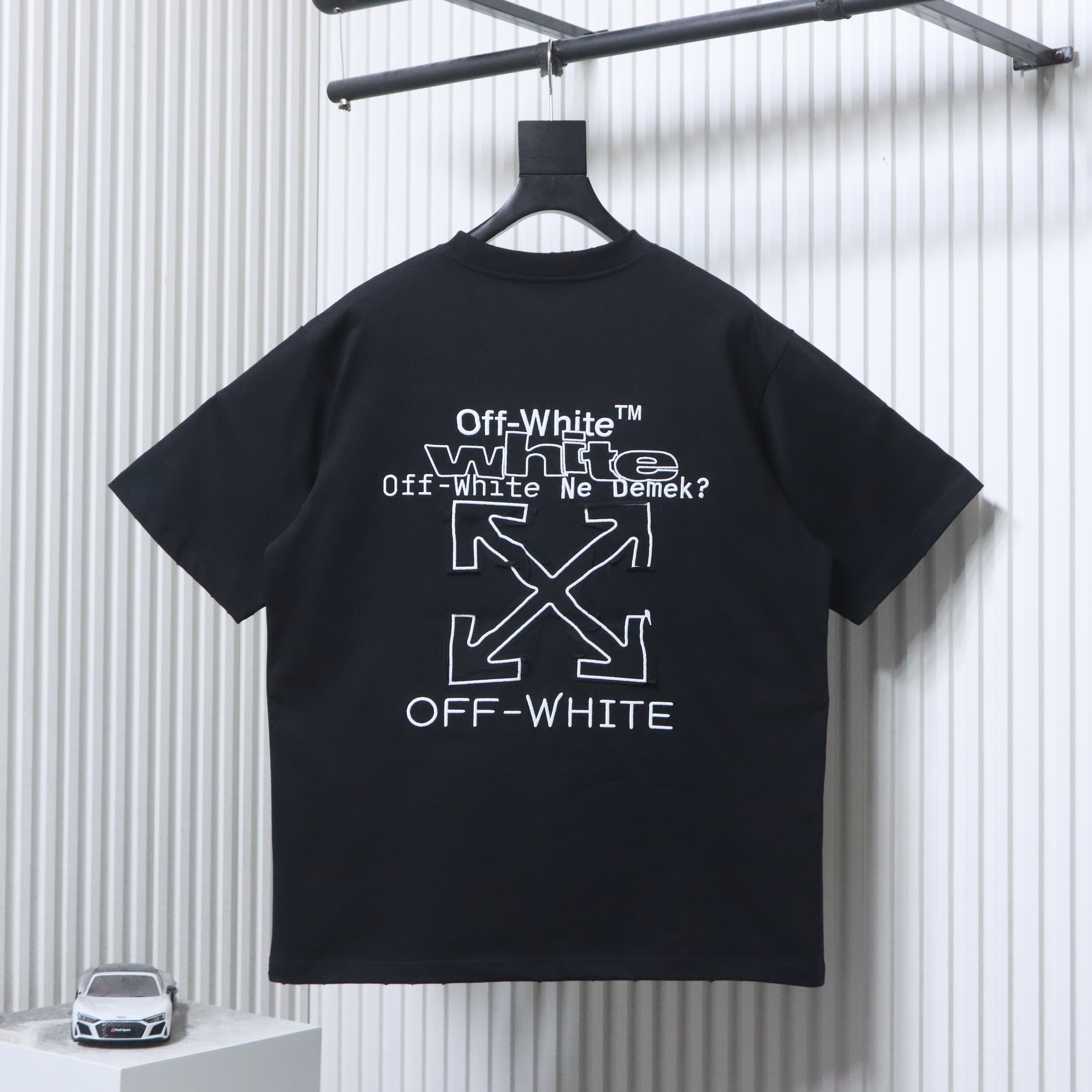 Off-White 26SS Back Arrow Logo Patch Embroidery T-Shirt Black H160