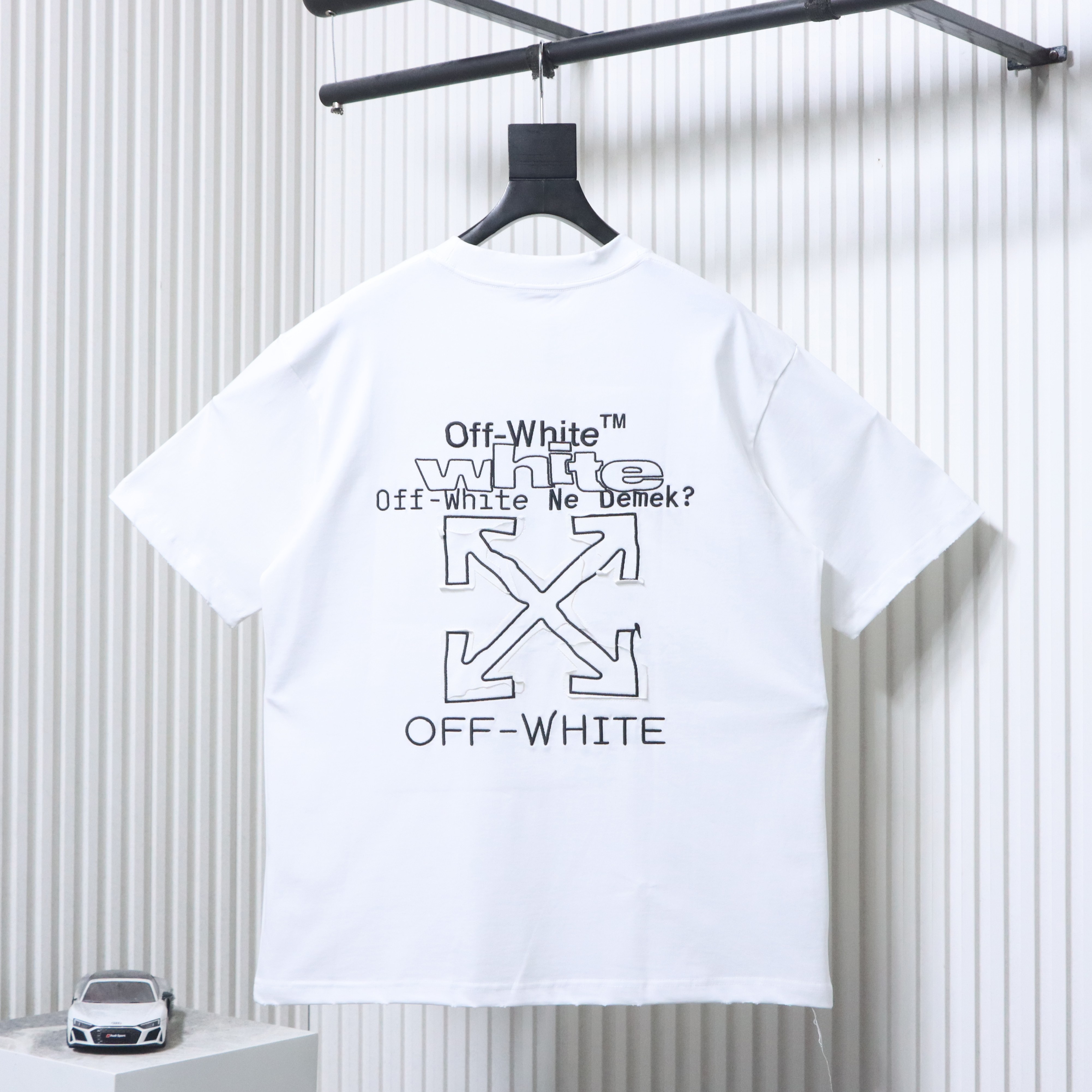 Off-White 26SS Back Arrow Logo Patch Embroidery T-Shirt White H160