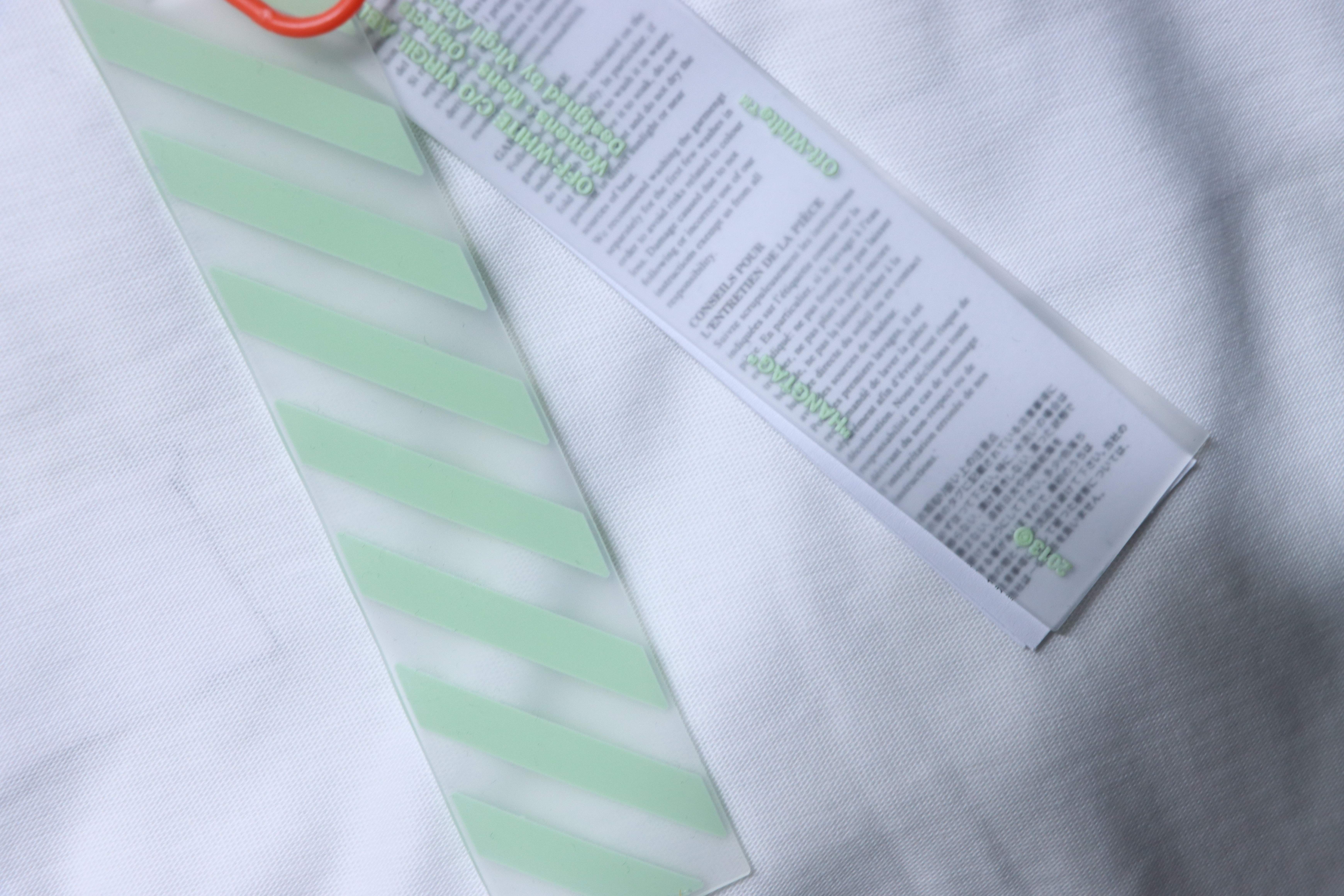 Off-White Airport Tape Arrow Graphic T-Shirt Black H150