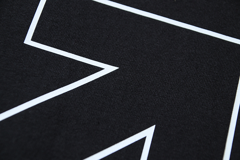 Off-White Arrow Heavyweight T-Shirt H100 1331