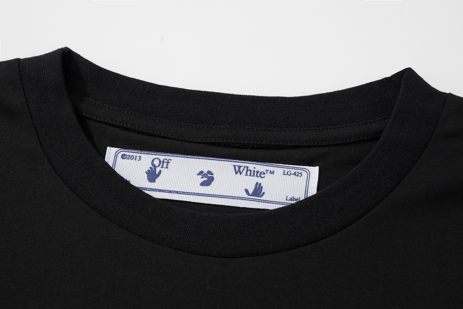 Off-White Black Graphic T-Shirt 6119